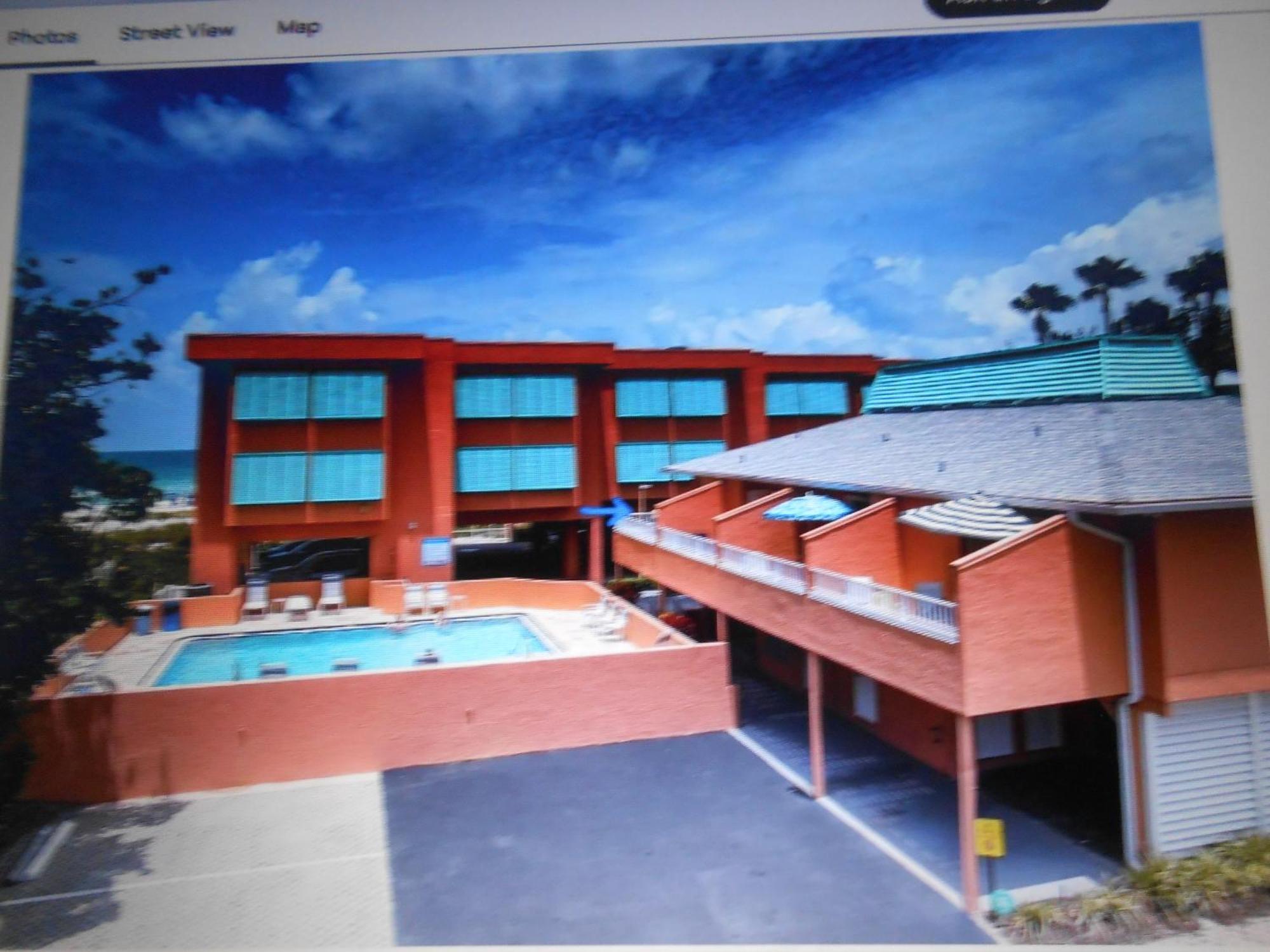 Coquina Club 110 * Bradenton Beach