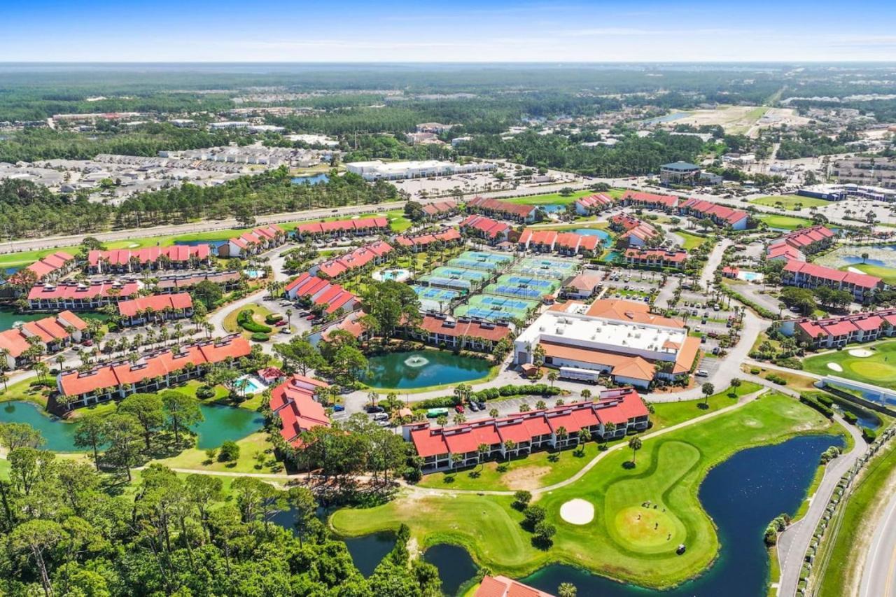 Edgewater Golf 605 *