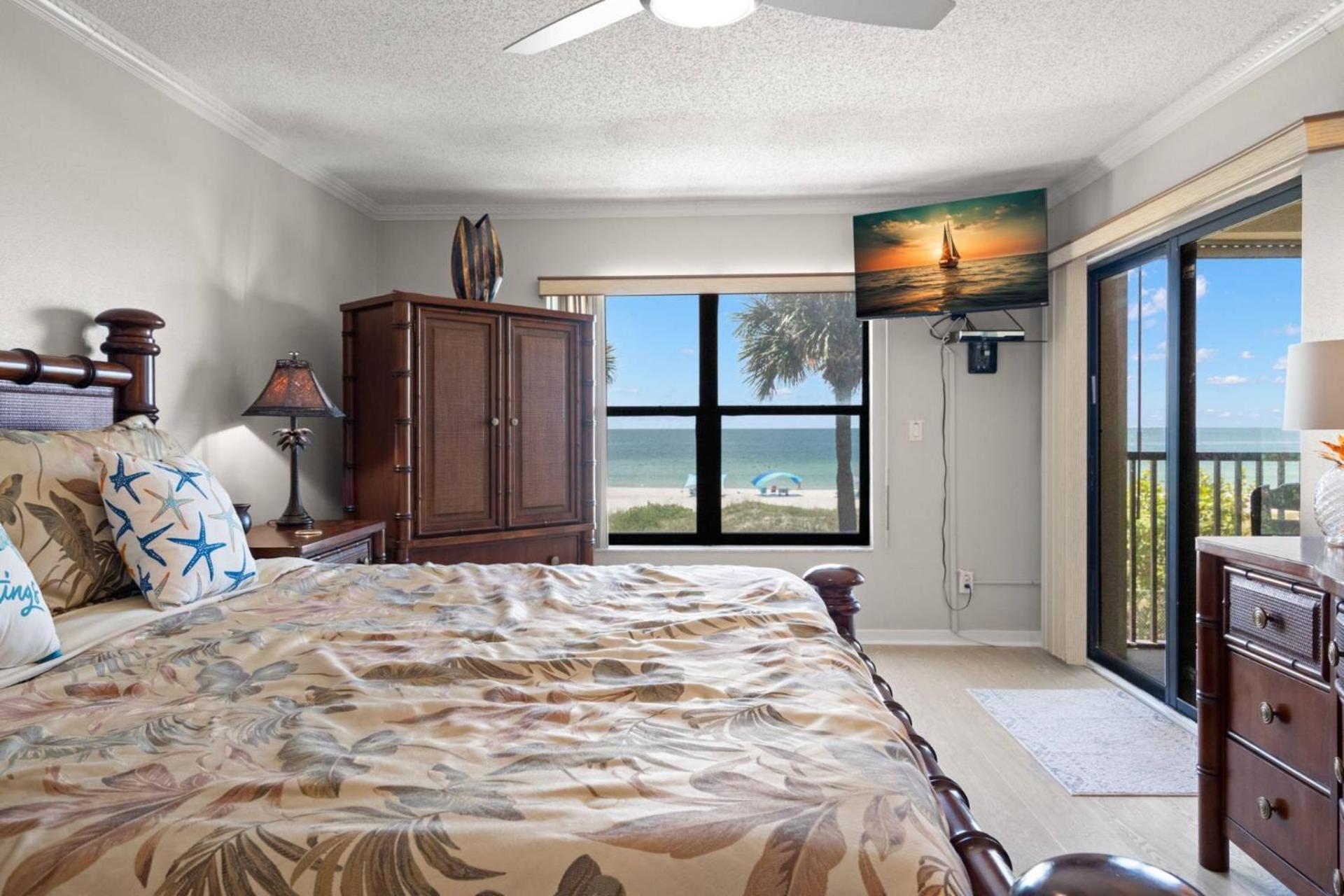 206 Reflections-on-the-gulf * Clearwater Beach