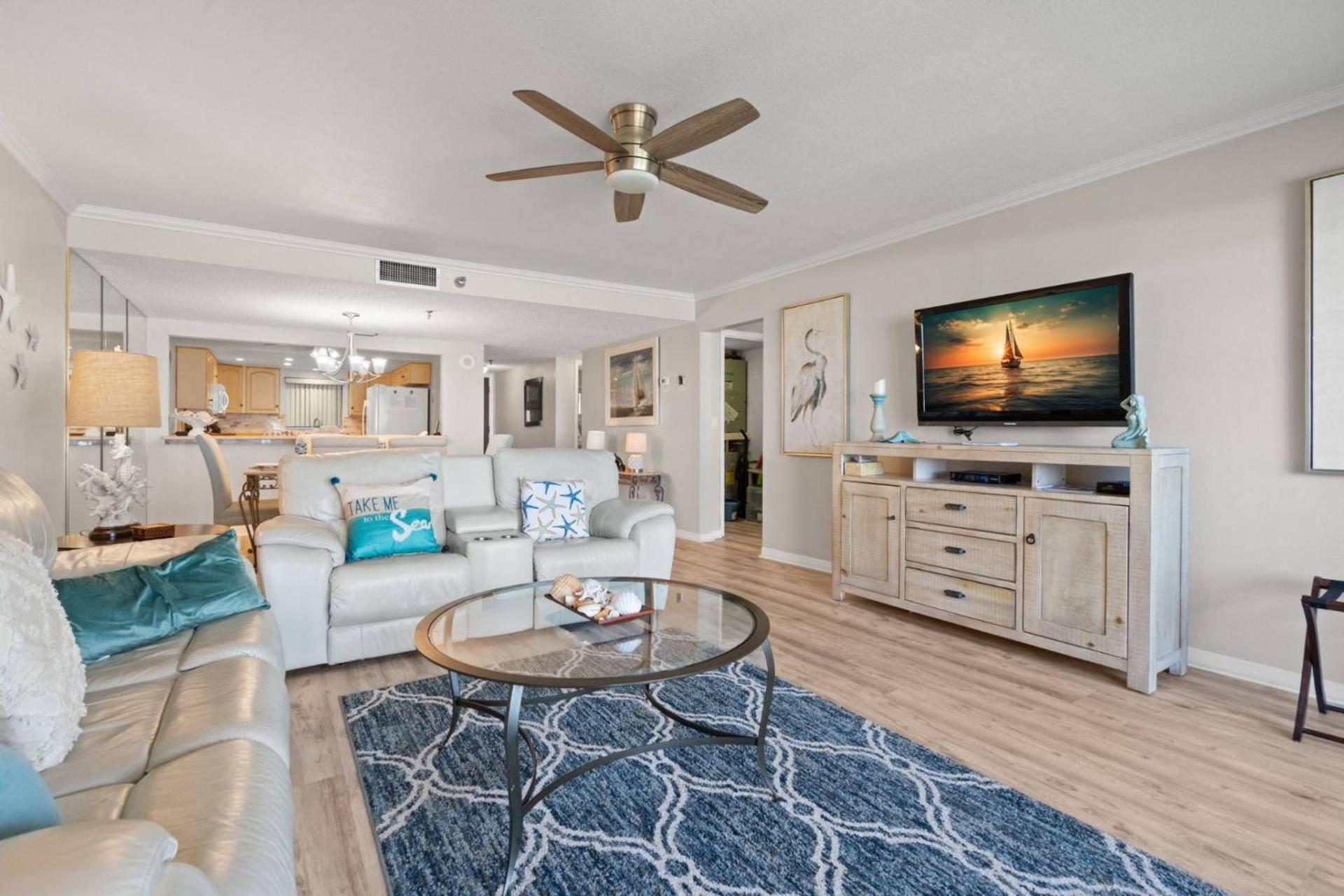 206 Reflections-on-the-gulf * Clearwater Beach