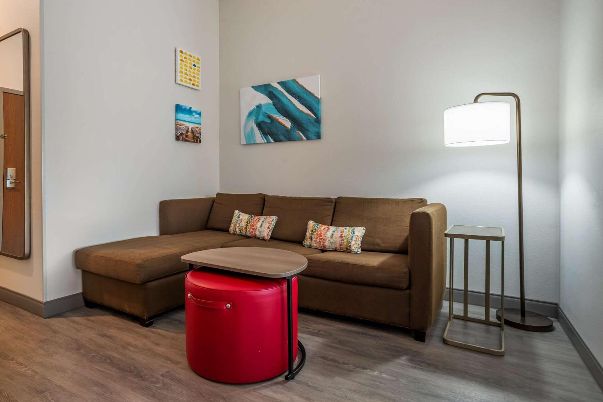 Comfort & 3* Crestview