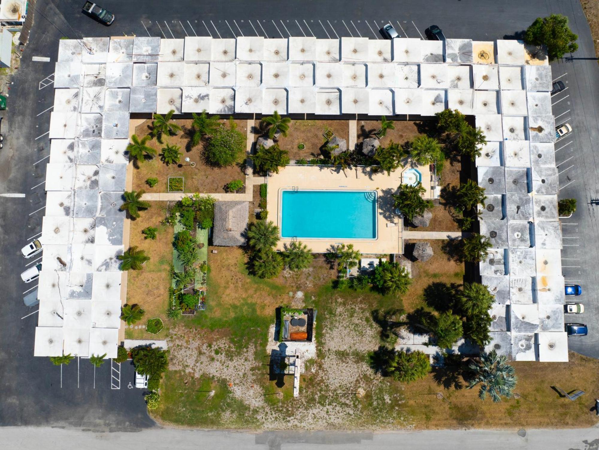 Motel Warm Mineral Springs