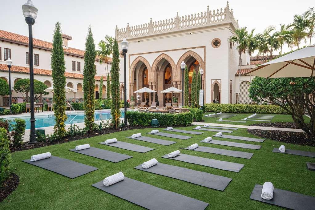 Yacht Club At The Adults-only Hotel