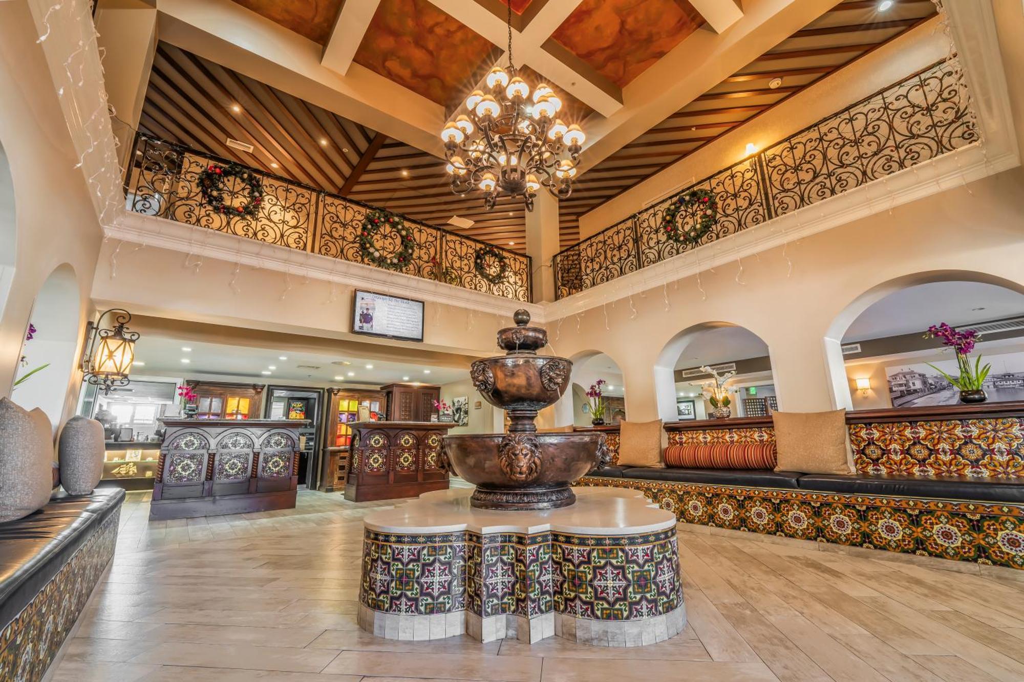 Hilton Historic Bayfront Hotel