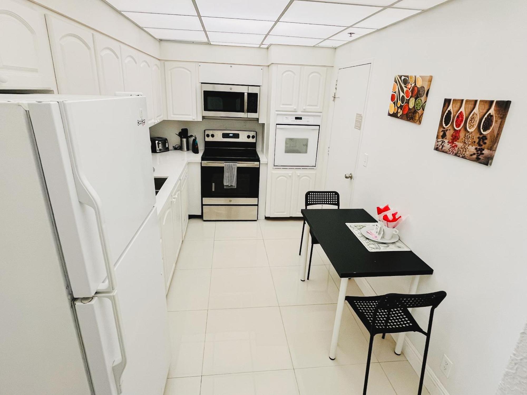 The Tides On Miami Apartment