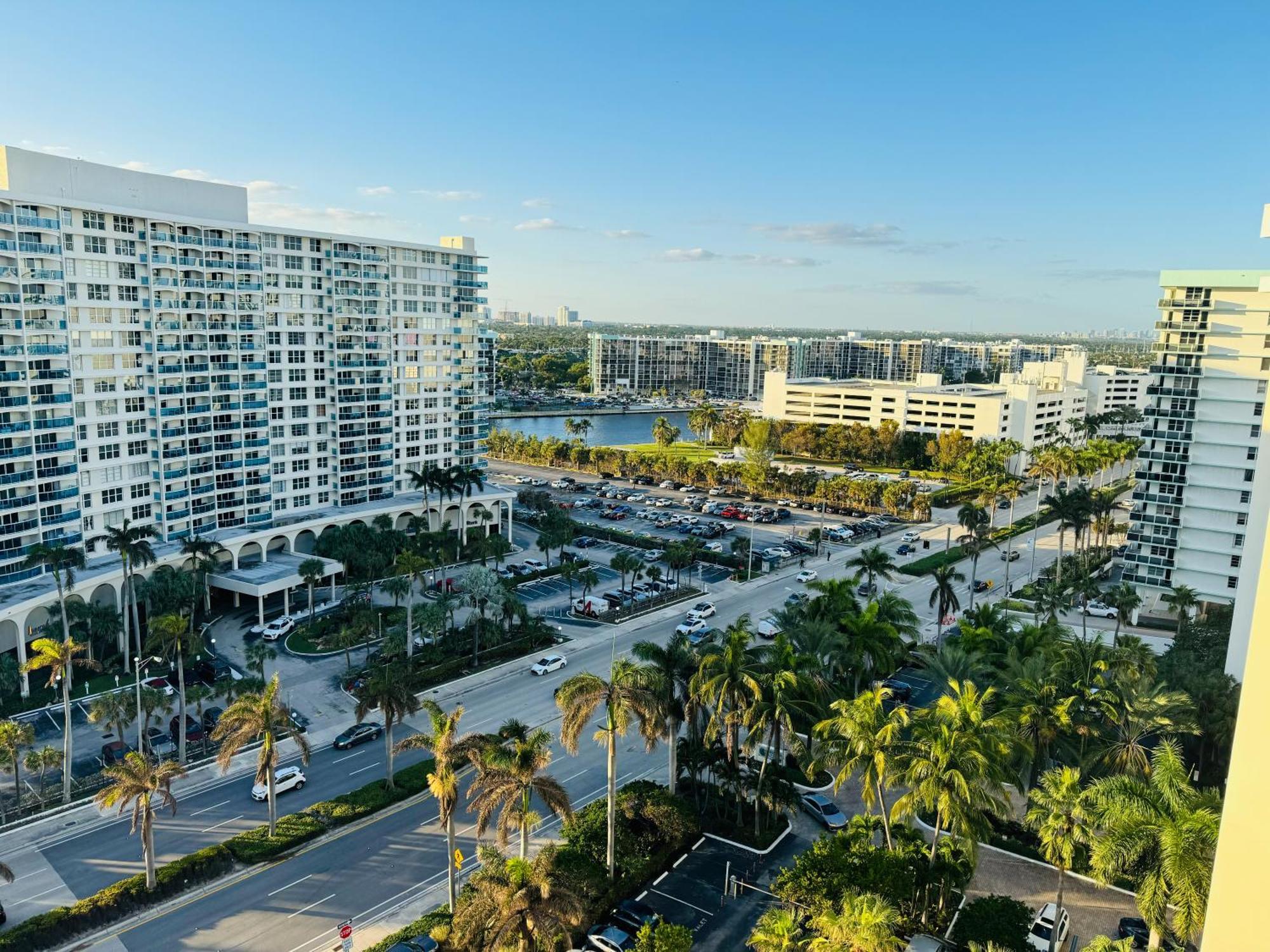Apartment The Tides On Hollywood
