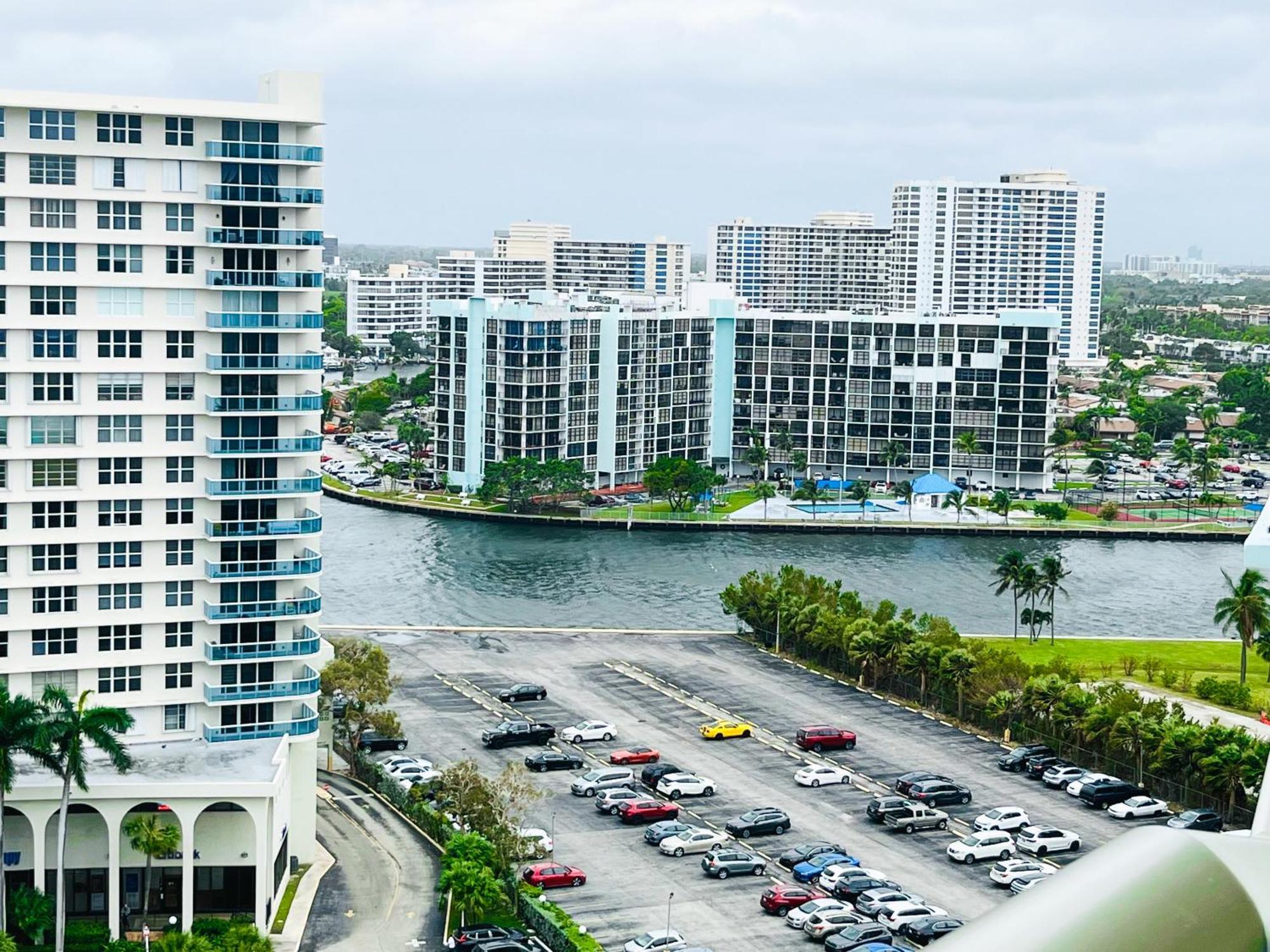 The Tides On Miami Apartment