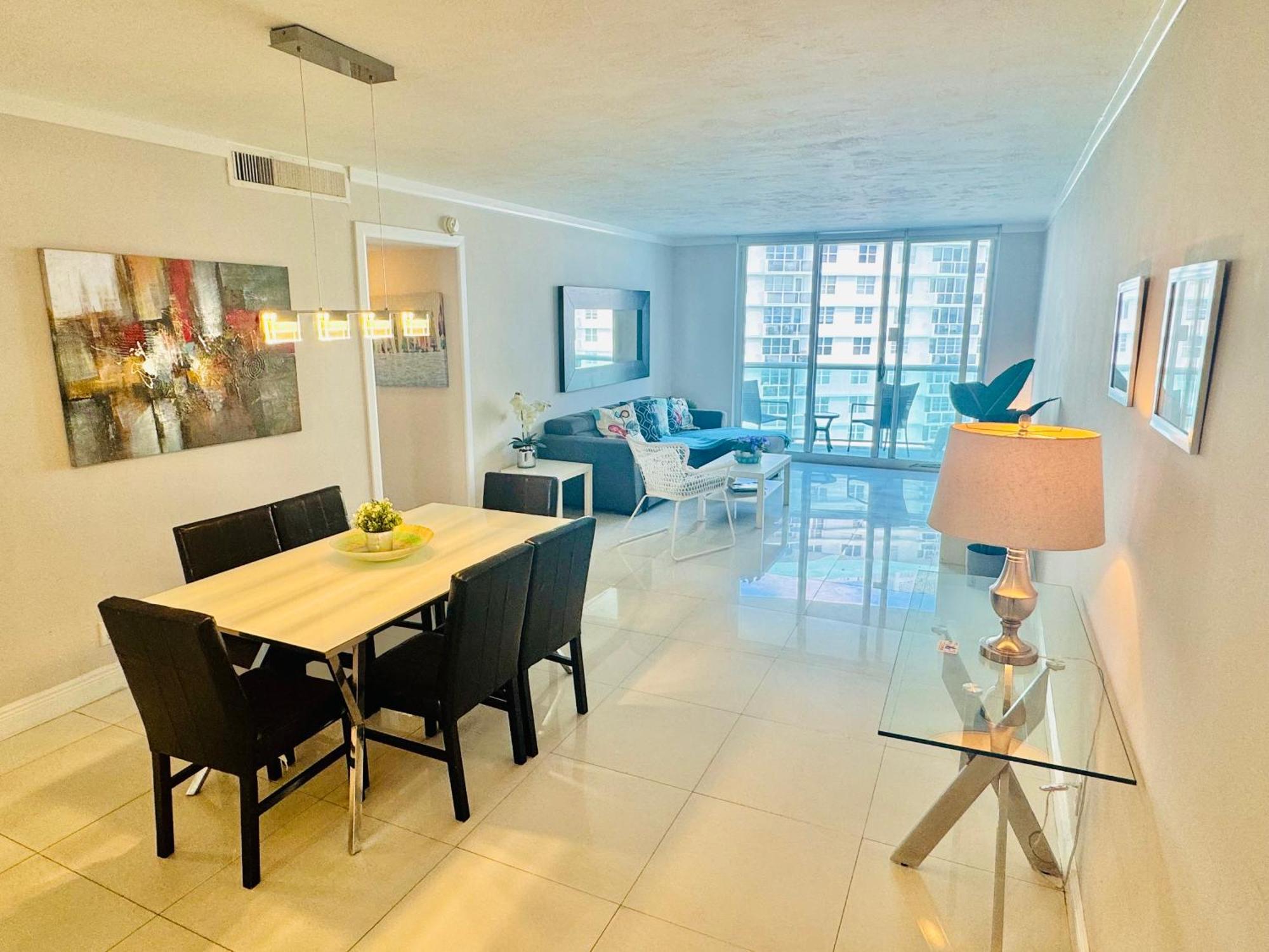 The Tides On Miami Apartment