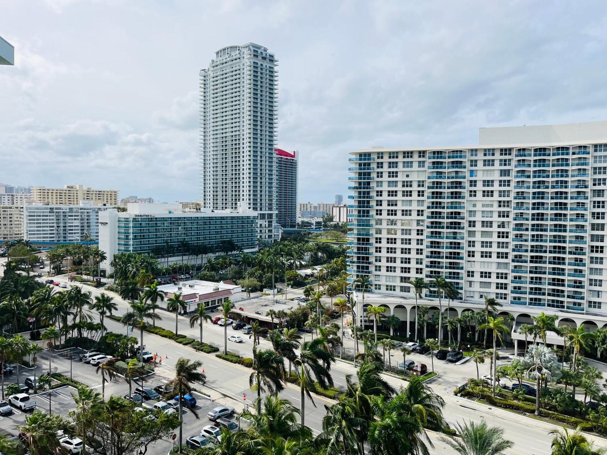 Apartment The Tides On Miami Hollywood