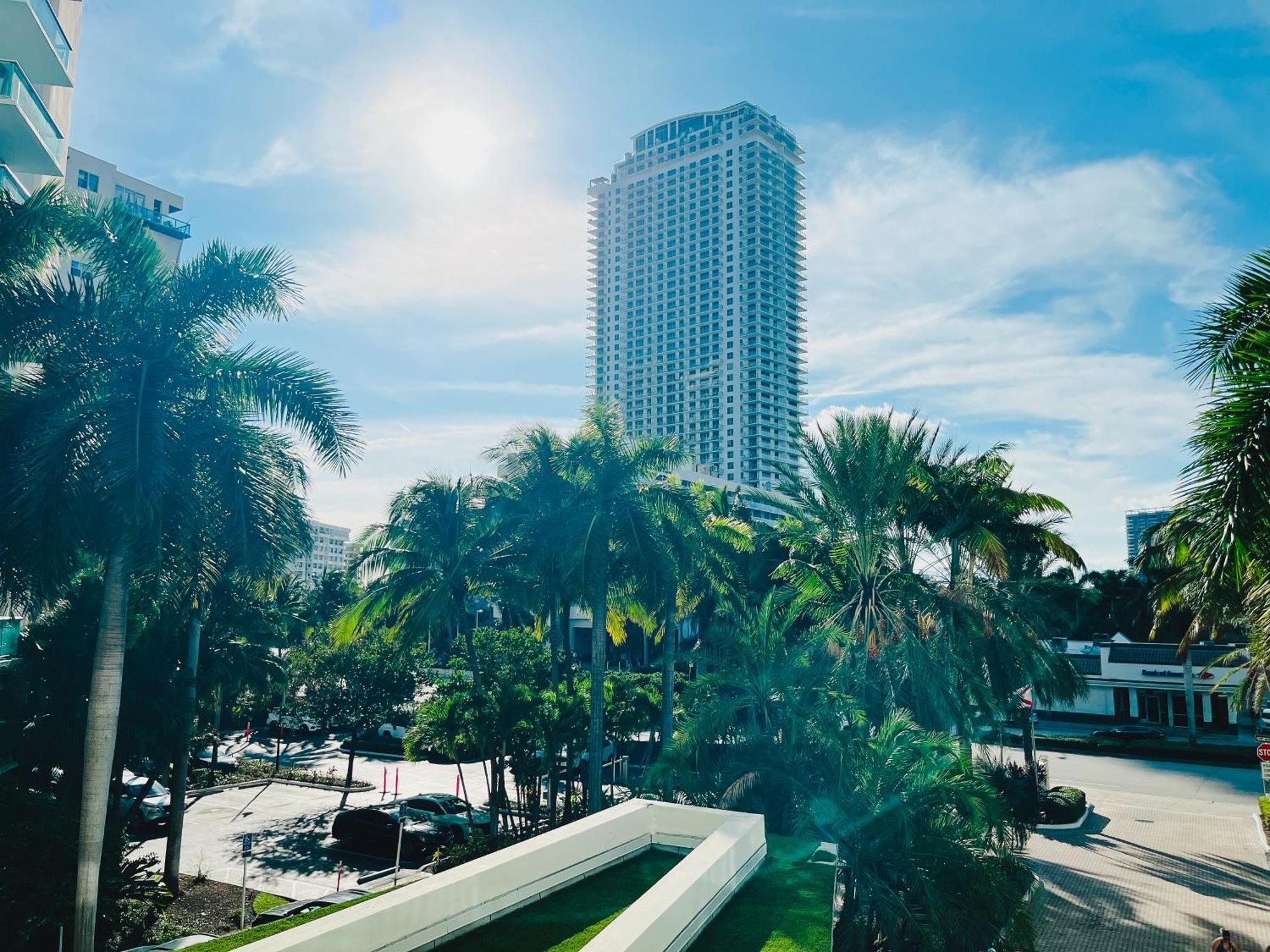 Apartment The Tides On Miami