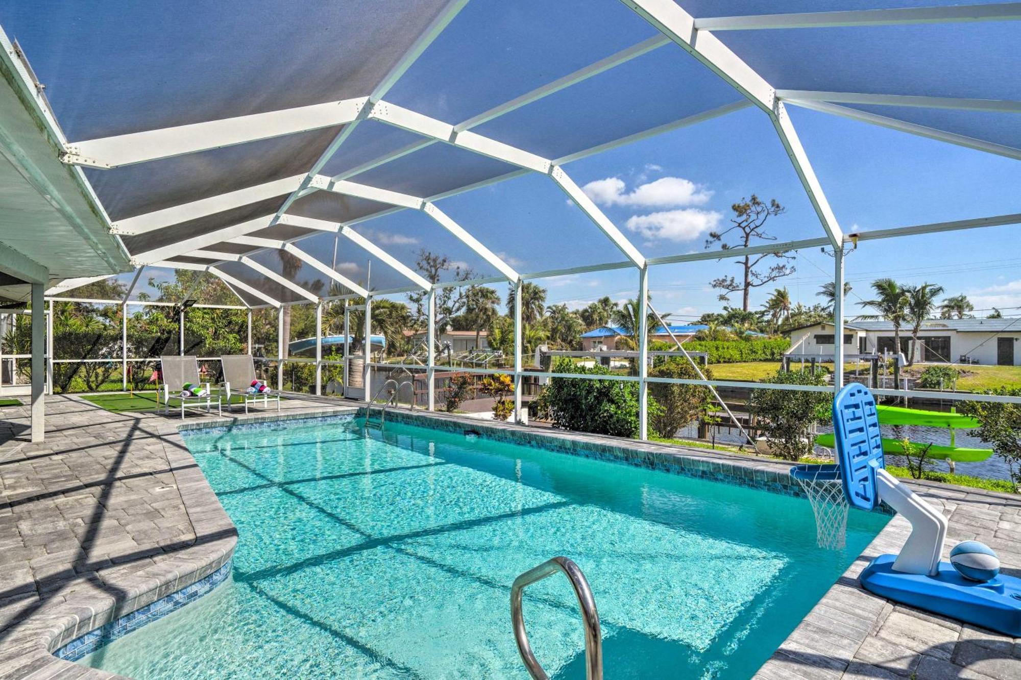 Canal-front Oasis With Pool And Dock! * Cape Coral
