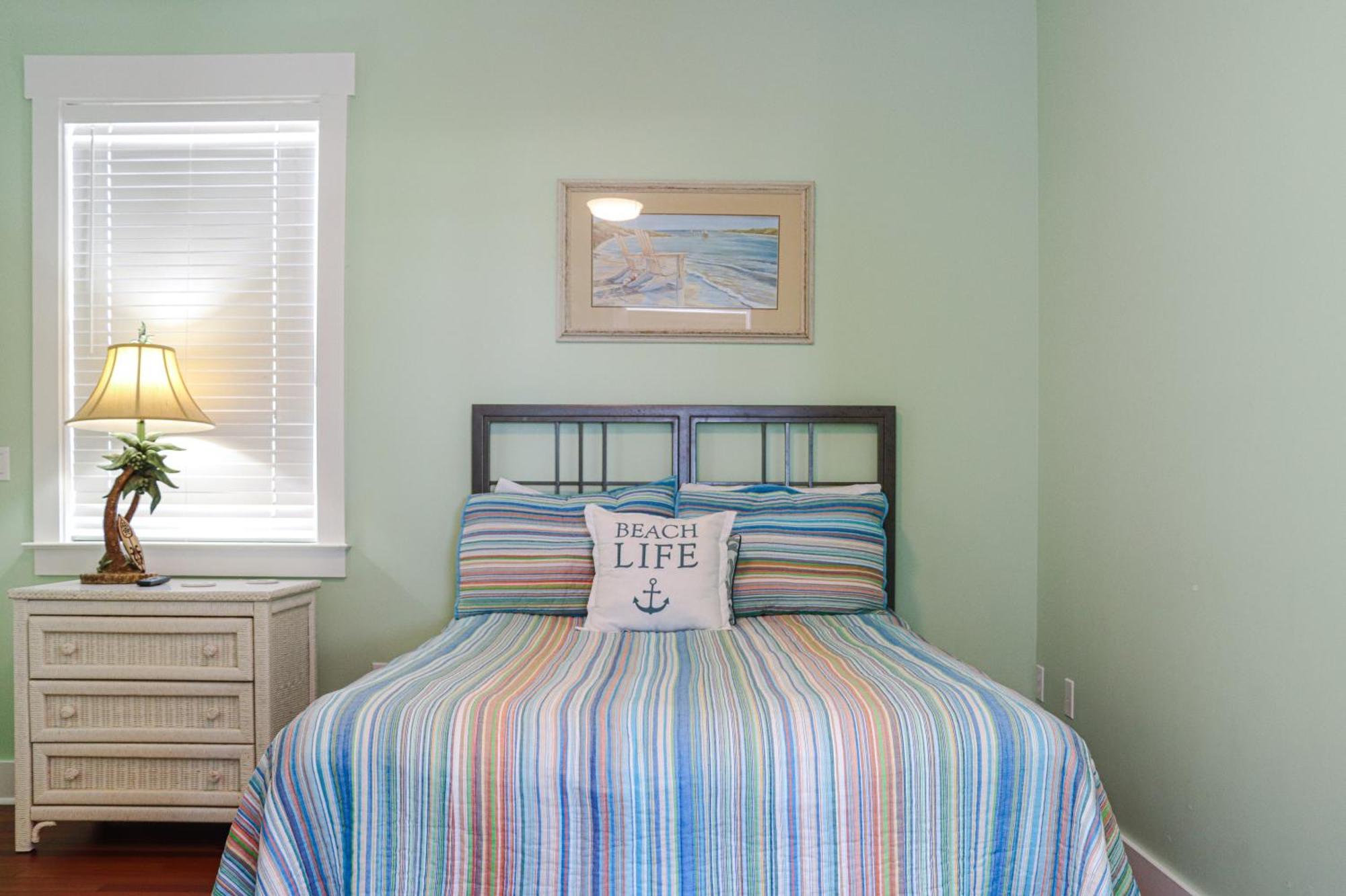Holiday home Happy Dolphin By Pristine Vacation *