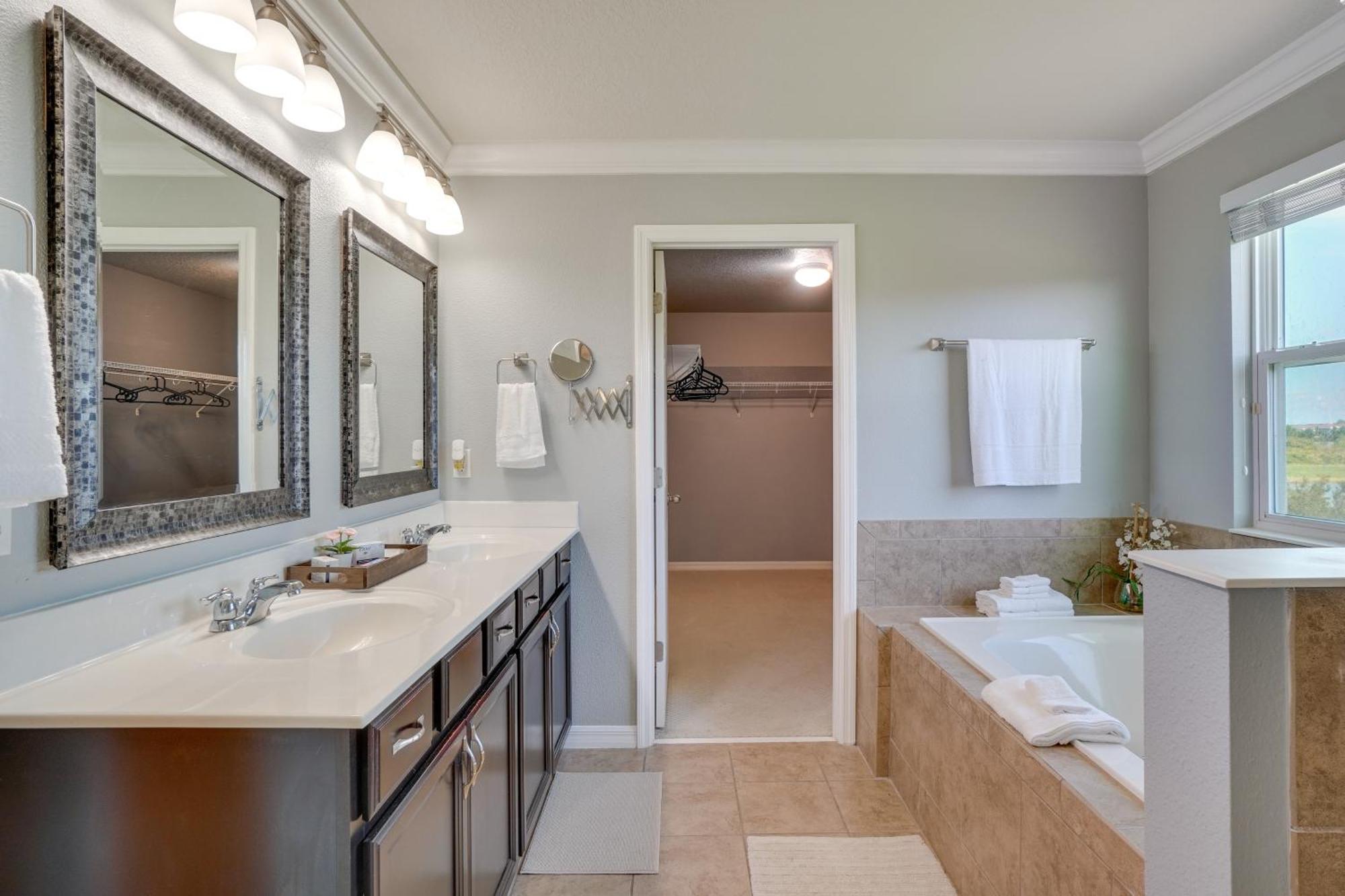Holiday home Luxe Nona Your Ultimate Orlando Retreat *