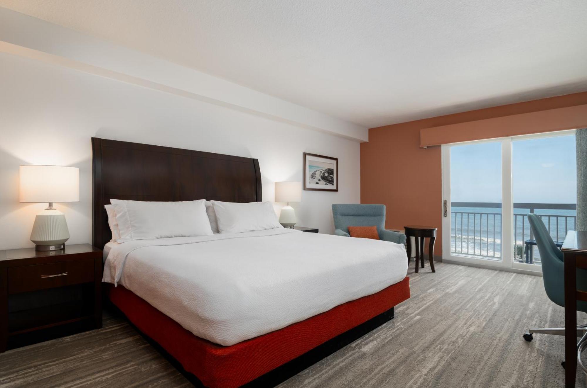Hotel Hilton Garden Daytona Oceanfront 3*