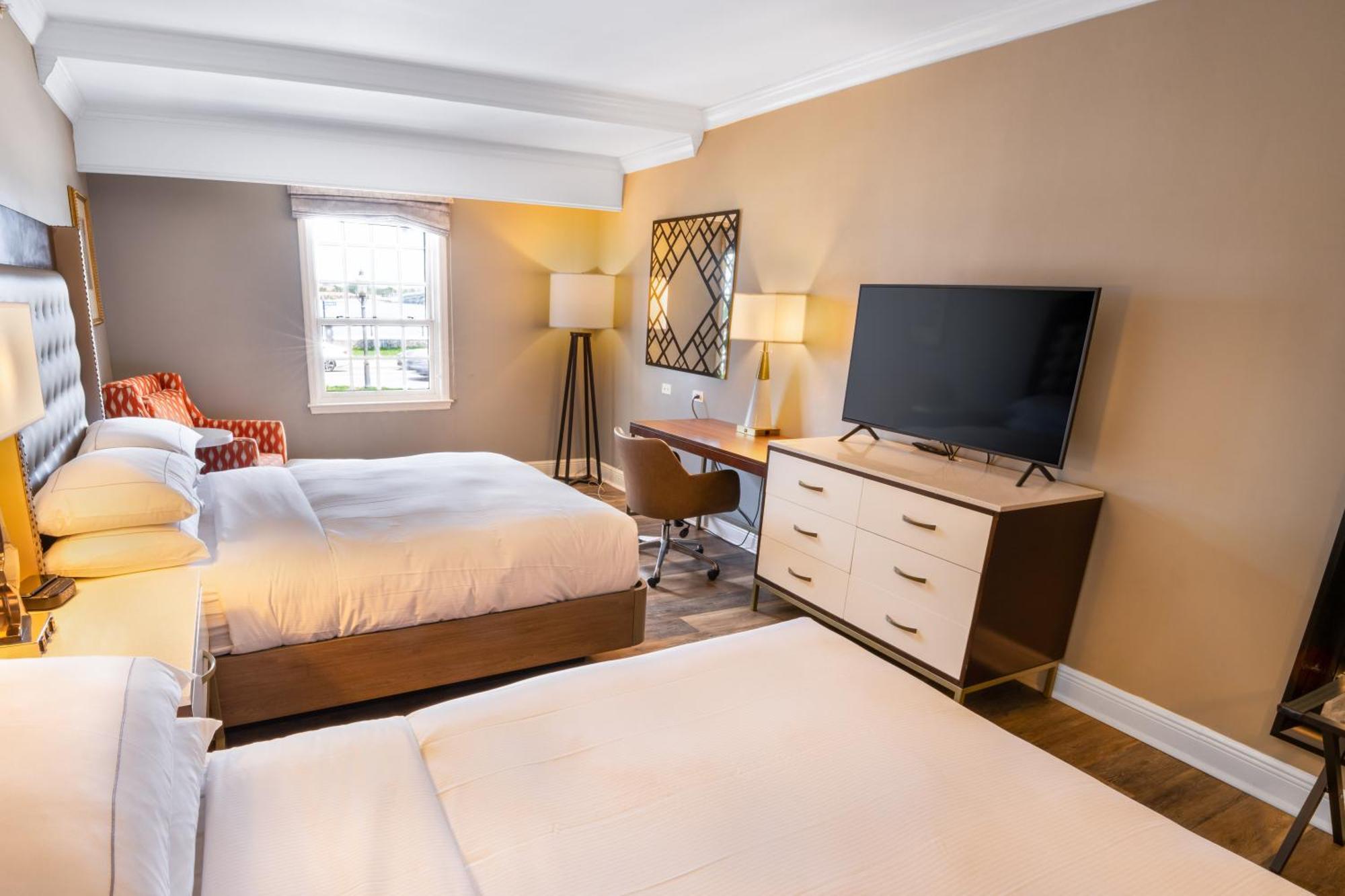 Hilton Historic Bayfront 4*