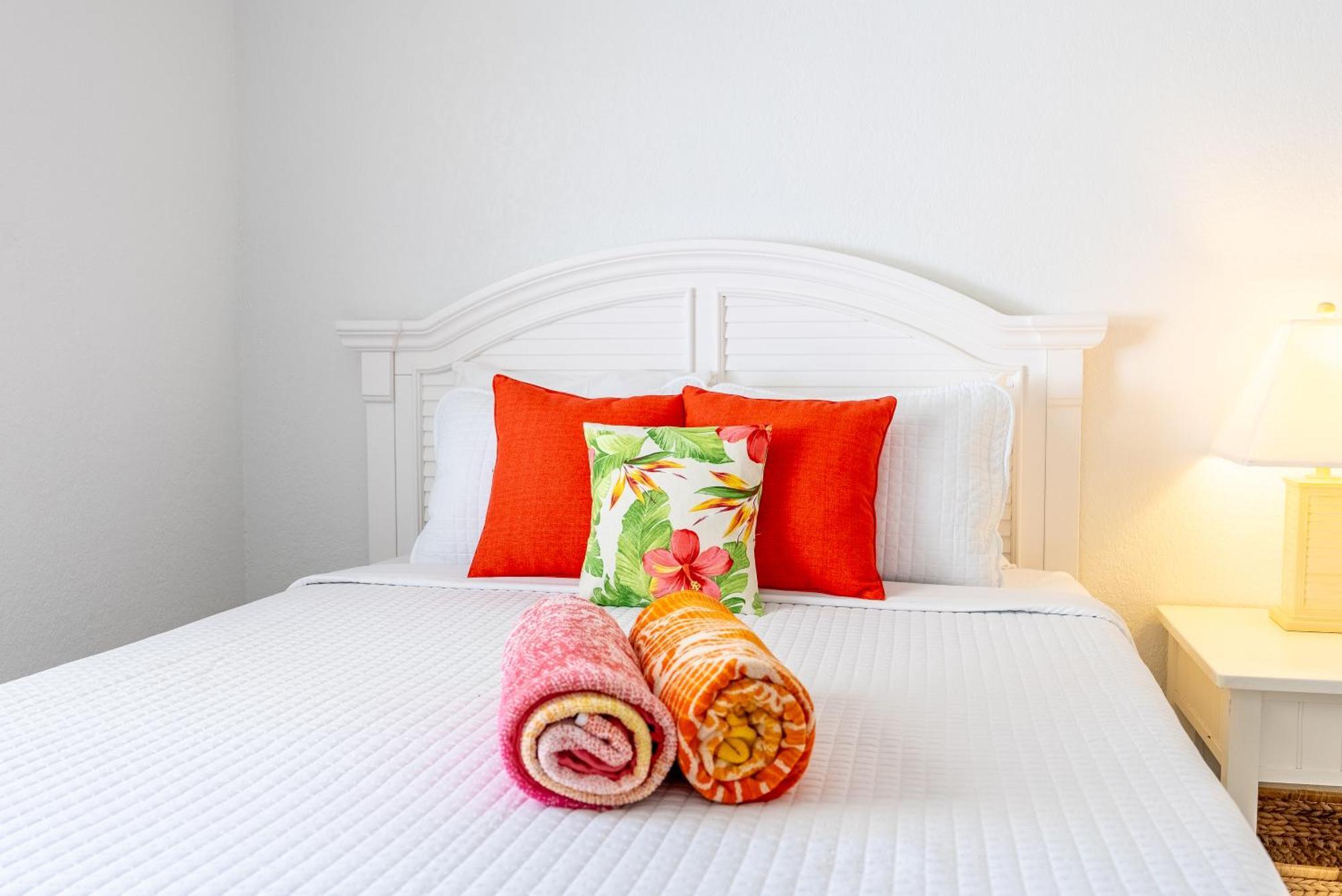 The Sea Spray Motel 4*