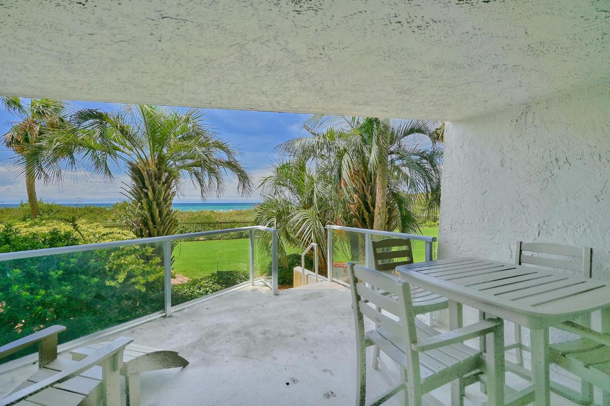 Holiday home Beachside Two 4205