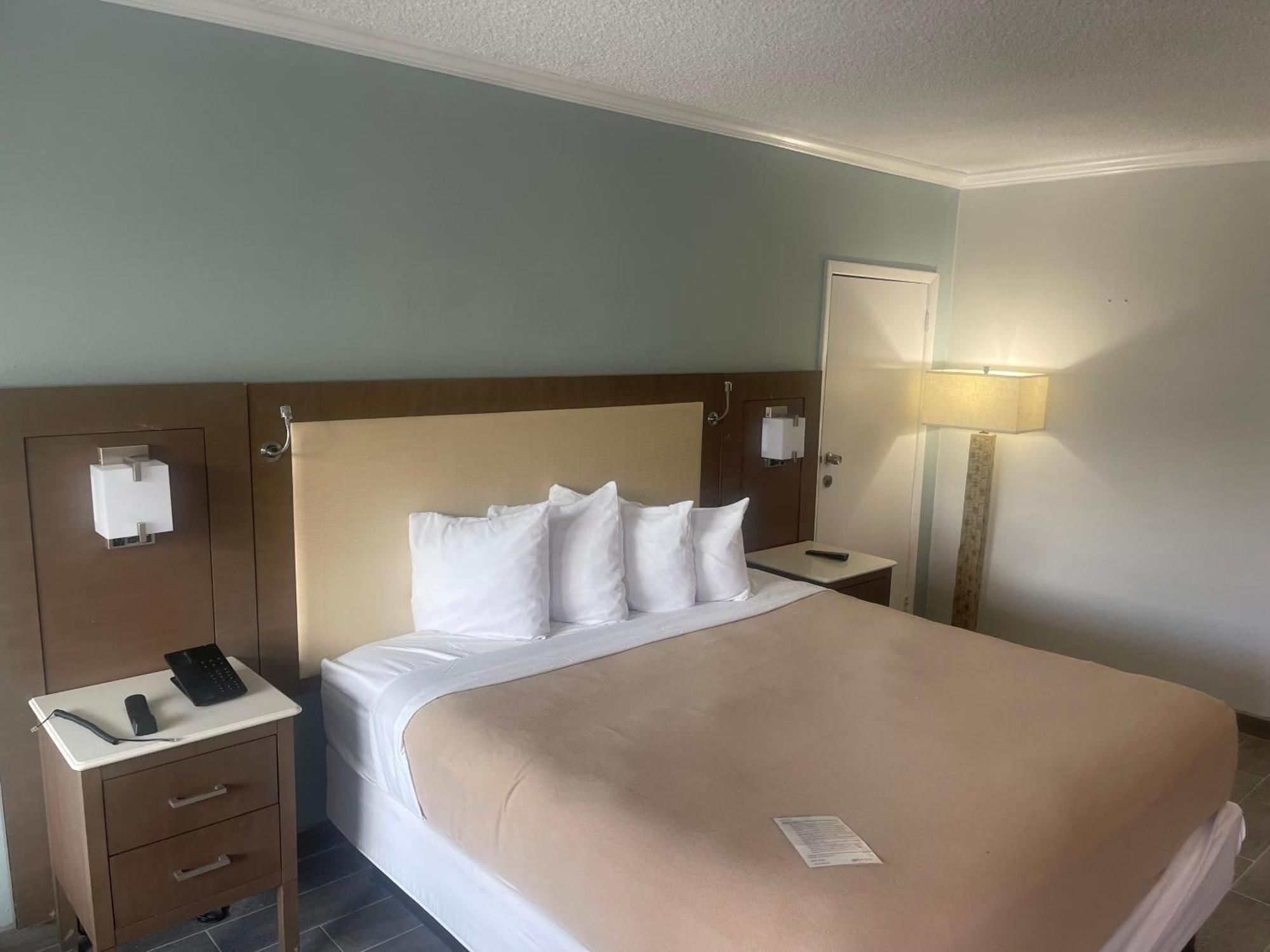 Inn Rodeway