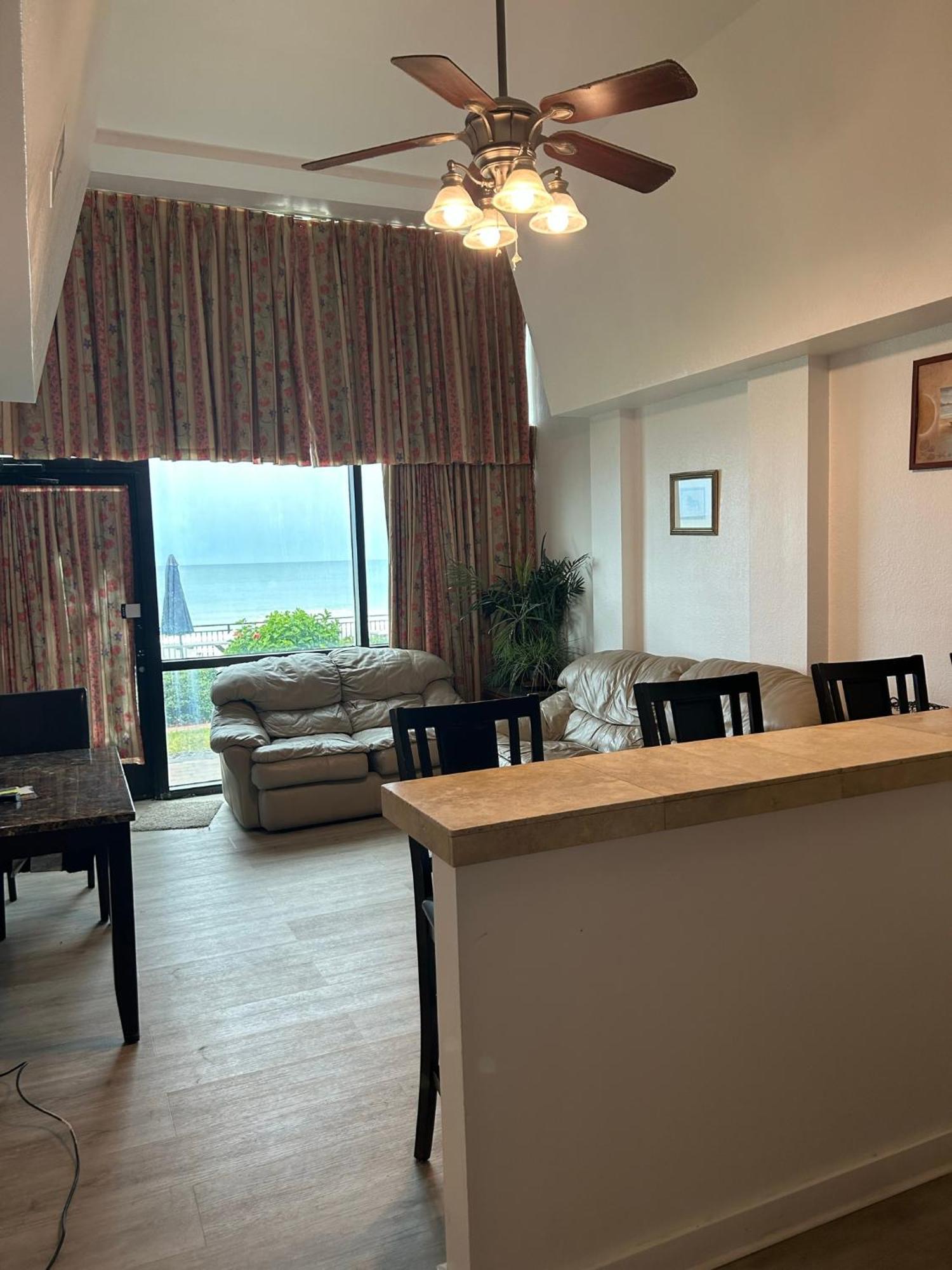 Aparthotel Oceanside Daytona Beach