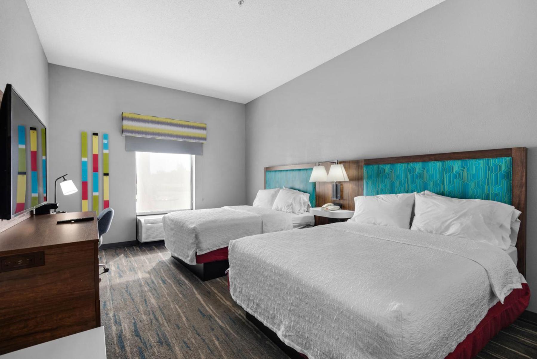 Hotel Hampton & I-10 N At Town Plaza