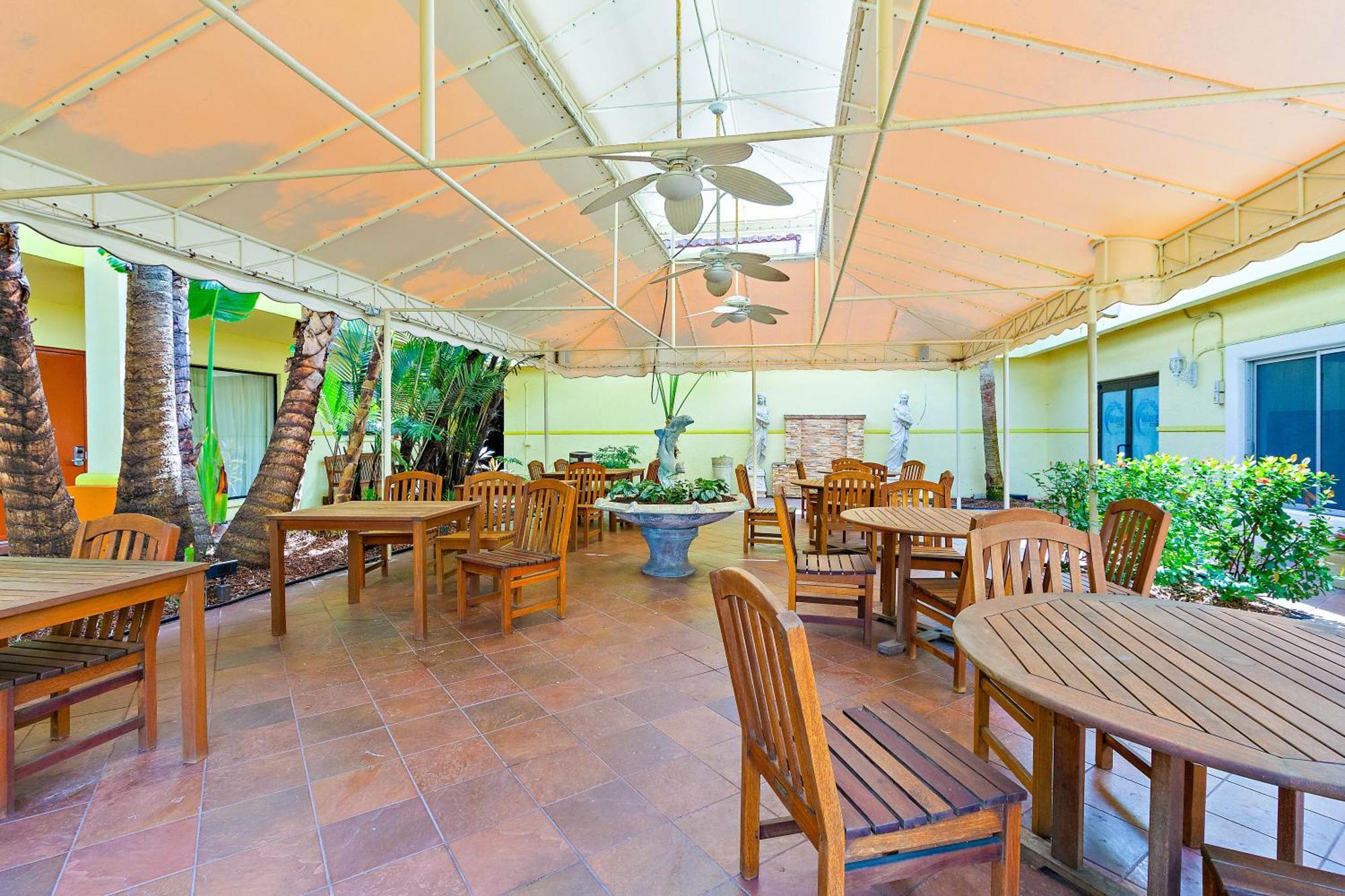 Oasis 3*