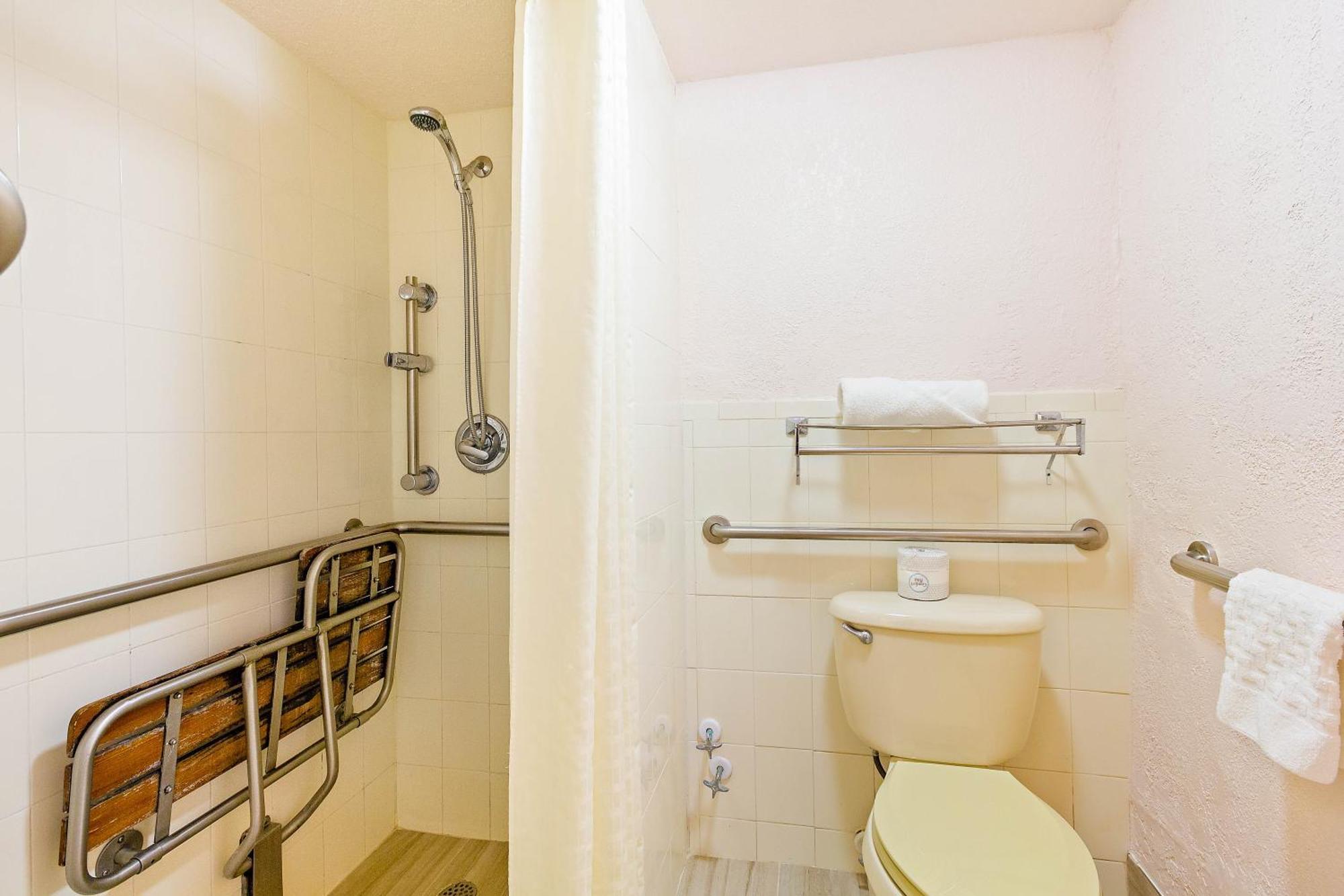 Hotel Oasis 3*