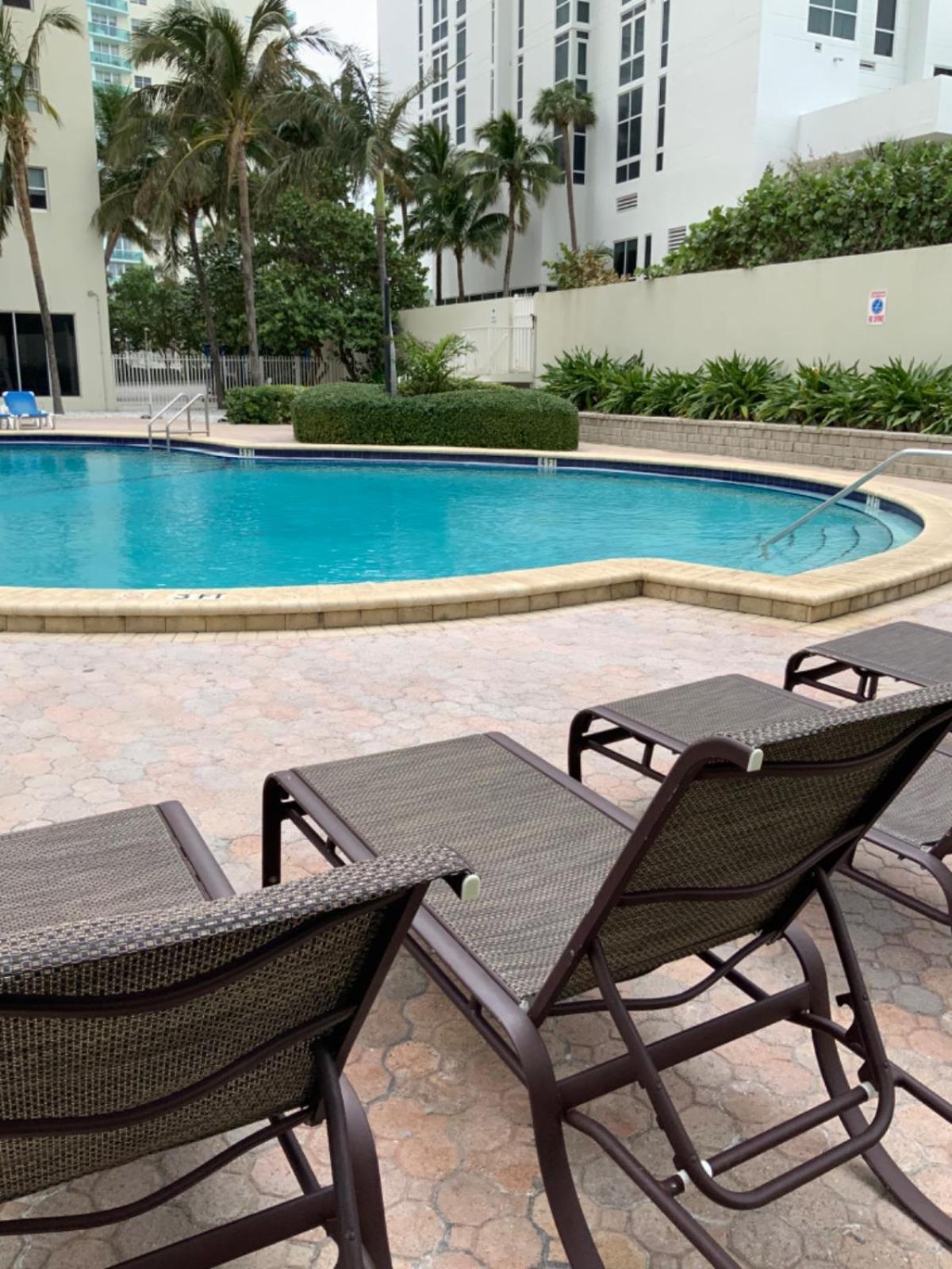 Apartment Cozy Ocean View By Miami Te Espera - Hallandale 11e *