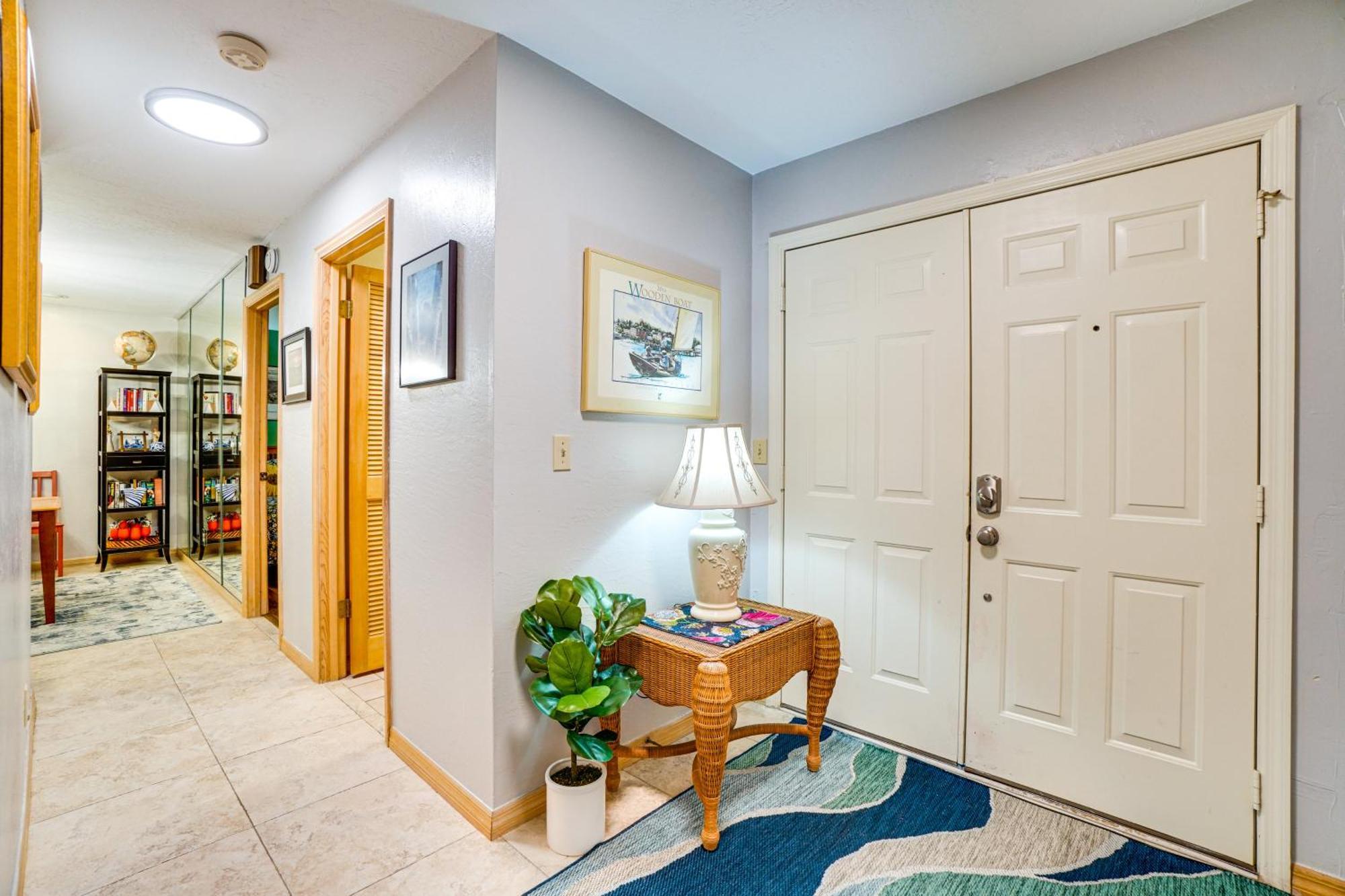 Sunny Retreat Near Space Coast! * Titusville