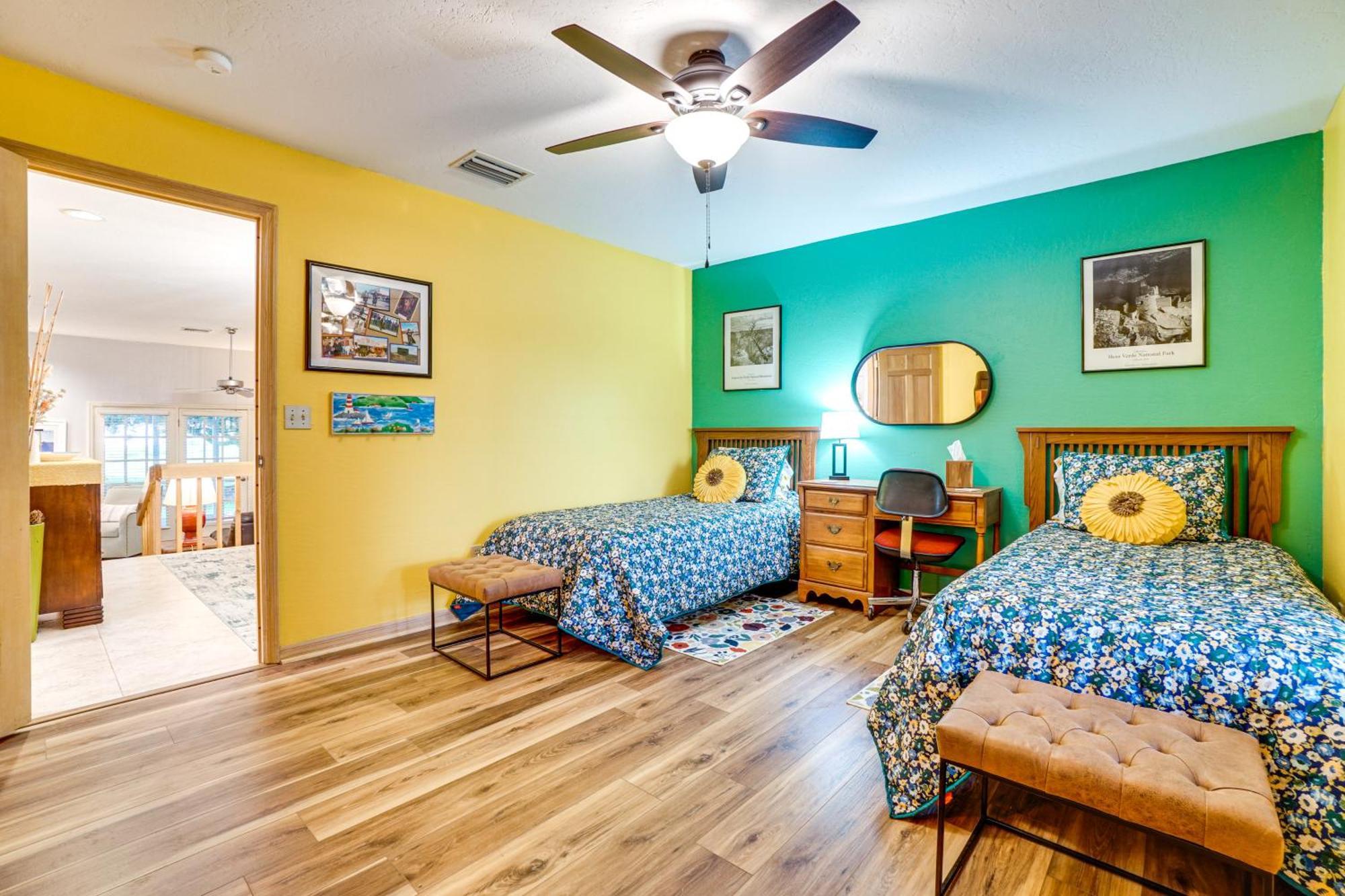 Sunny Retreat Near Space Coast! Titusville