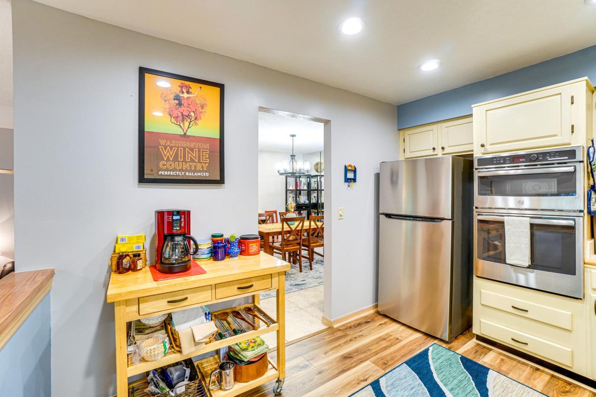 Sunny Retreat Near Space Coast! Apartment *