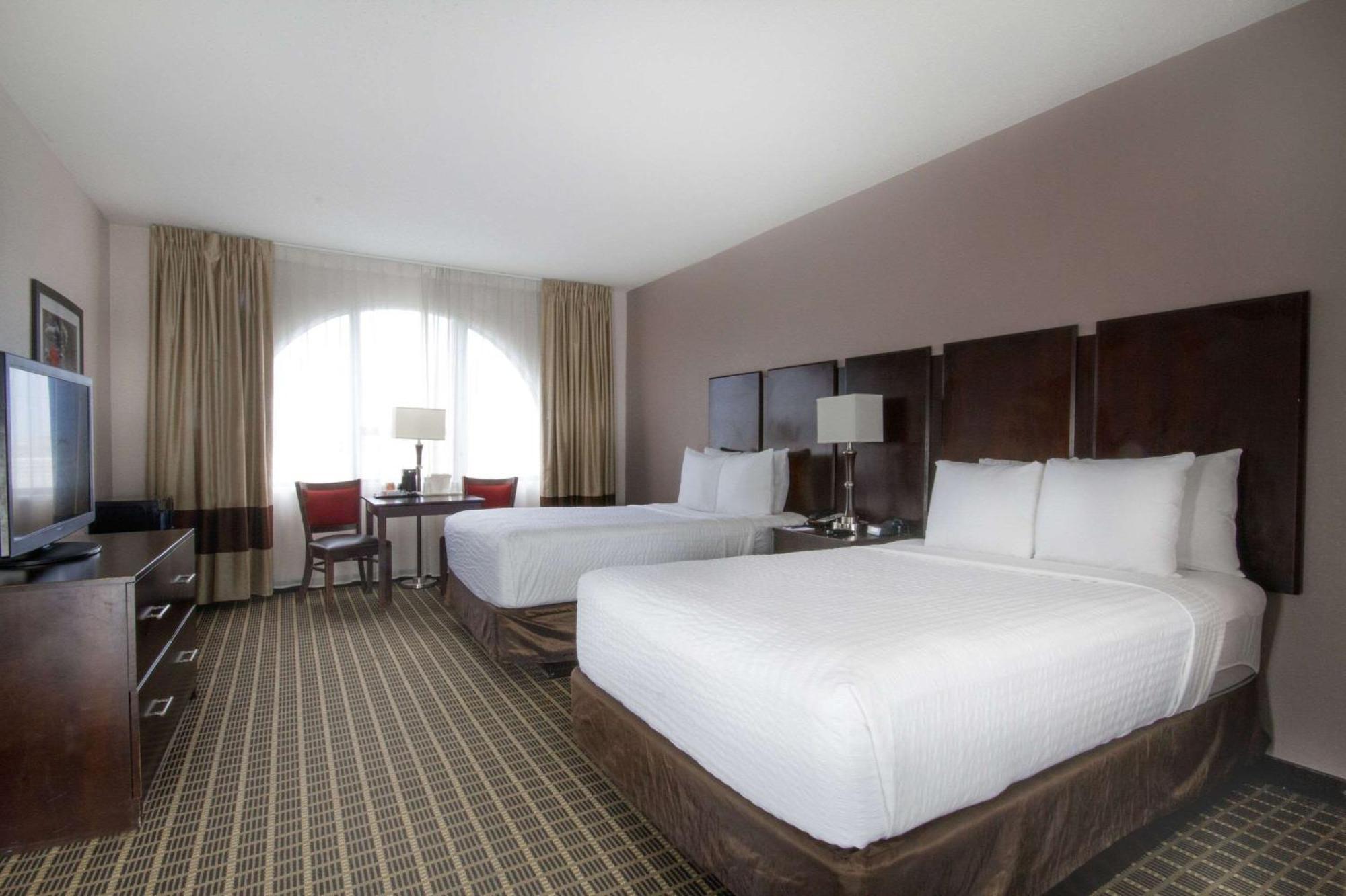 Hotel Clarion & Miami International Airport 2*