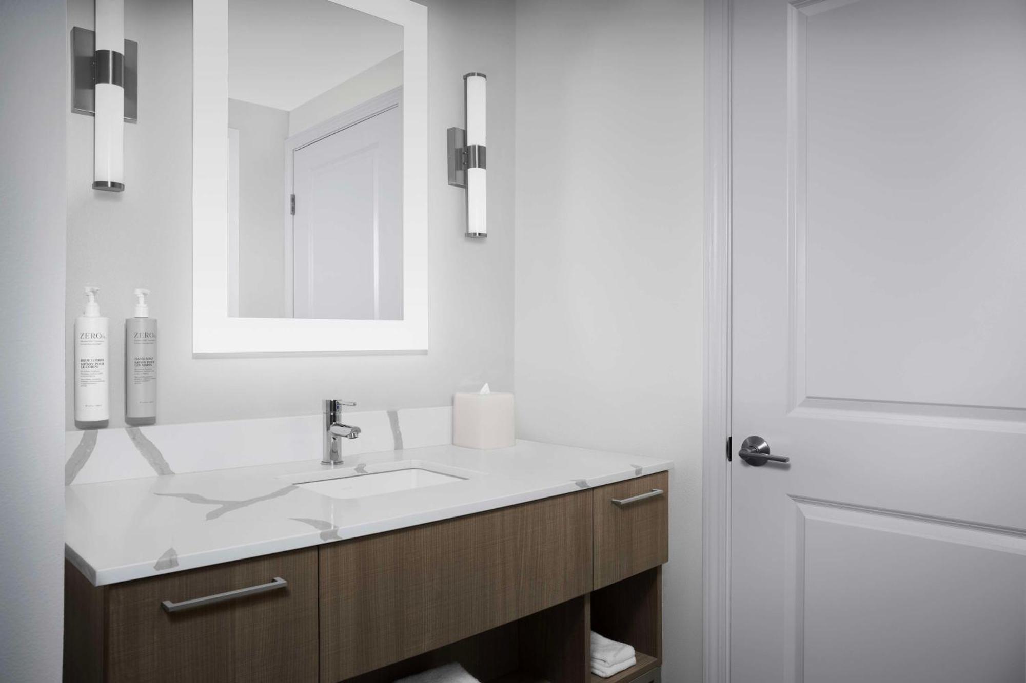 Homewood By Hilton Jacksonville-downtown/southbank Hotel