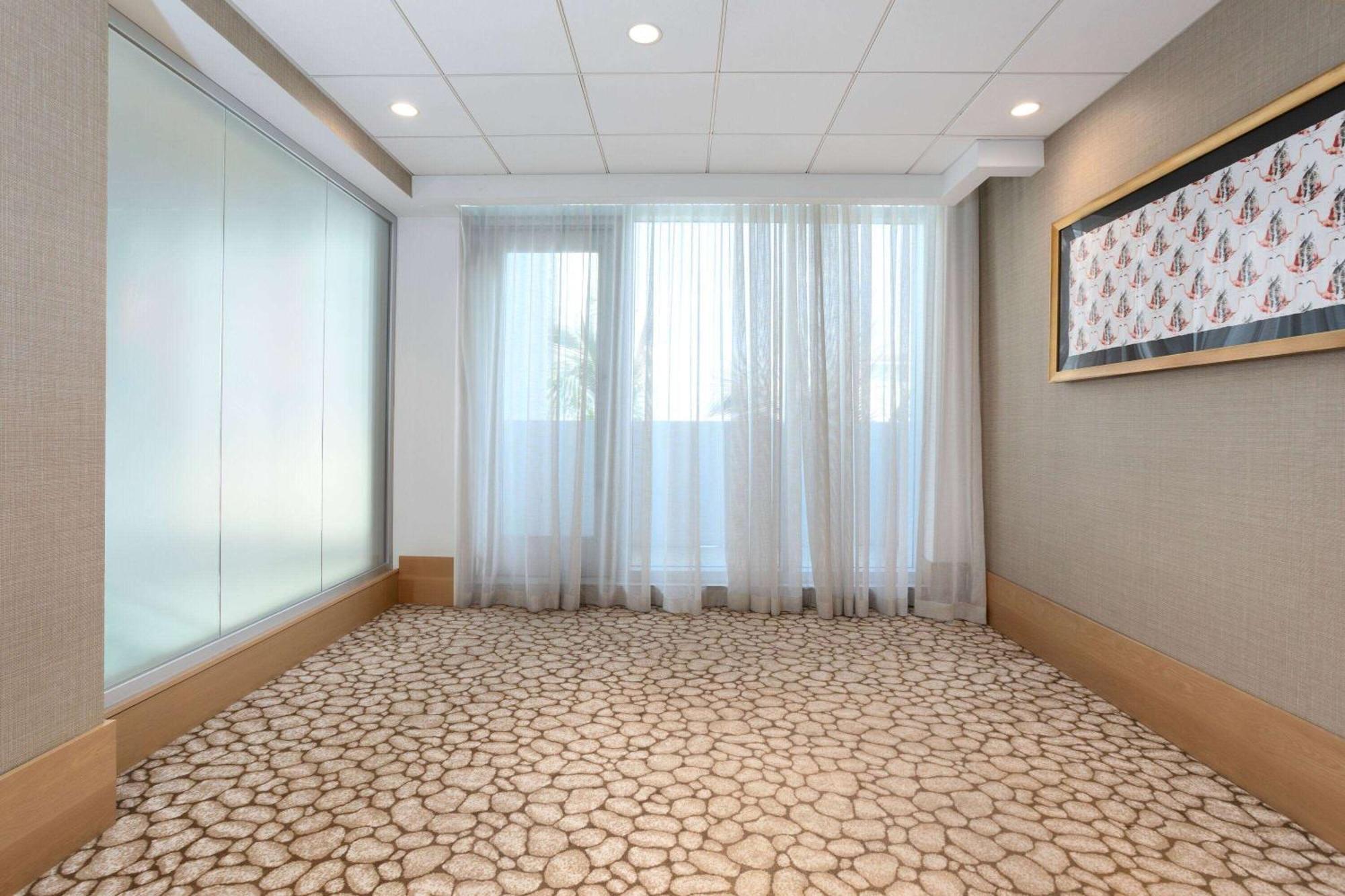 Wyndham Grand Beach 4*