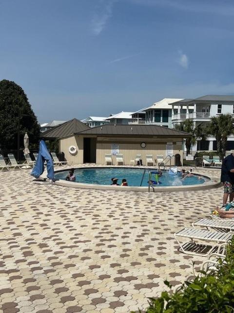 Emerald Oasis * Destin