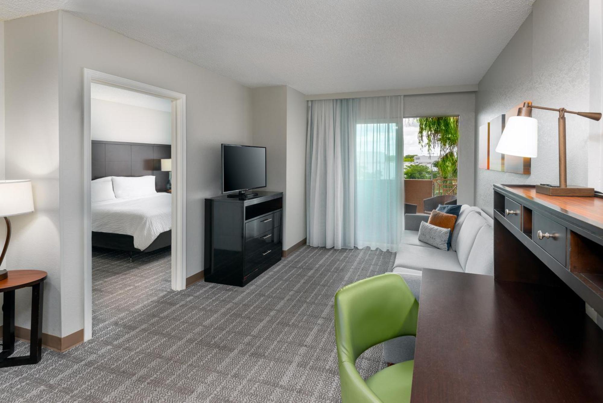 Hotel Staybridge Miami Area By Ihg Doral
