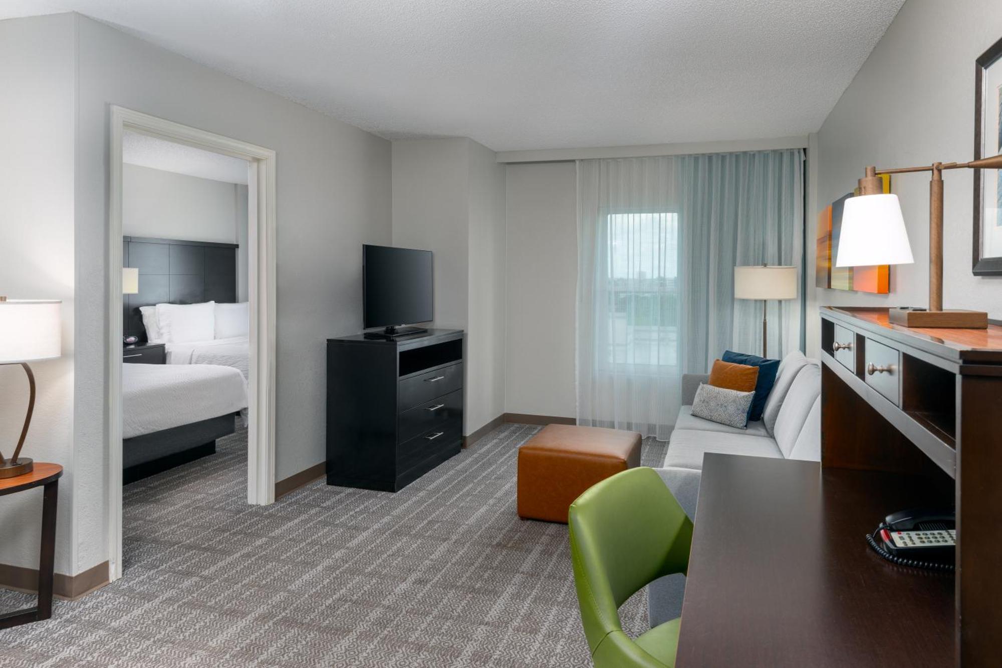 Staybridge Miami Area By Ihg Doral