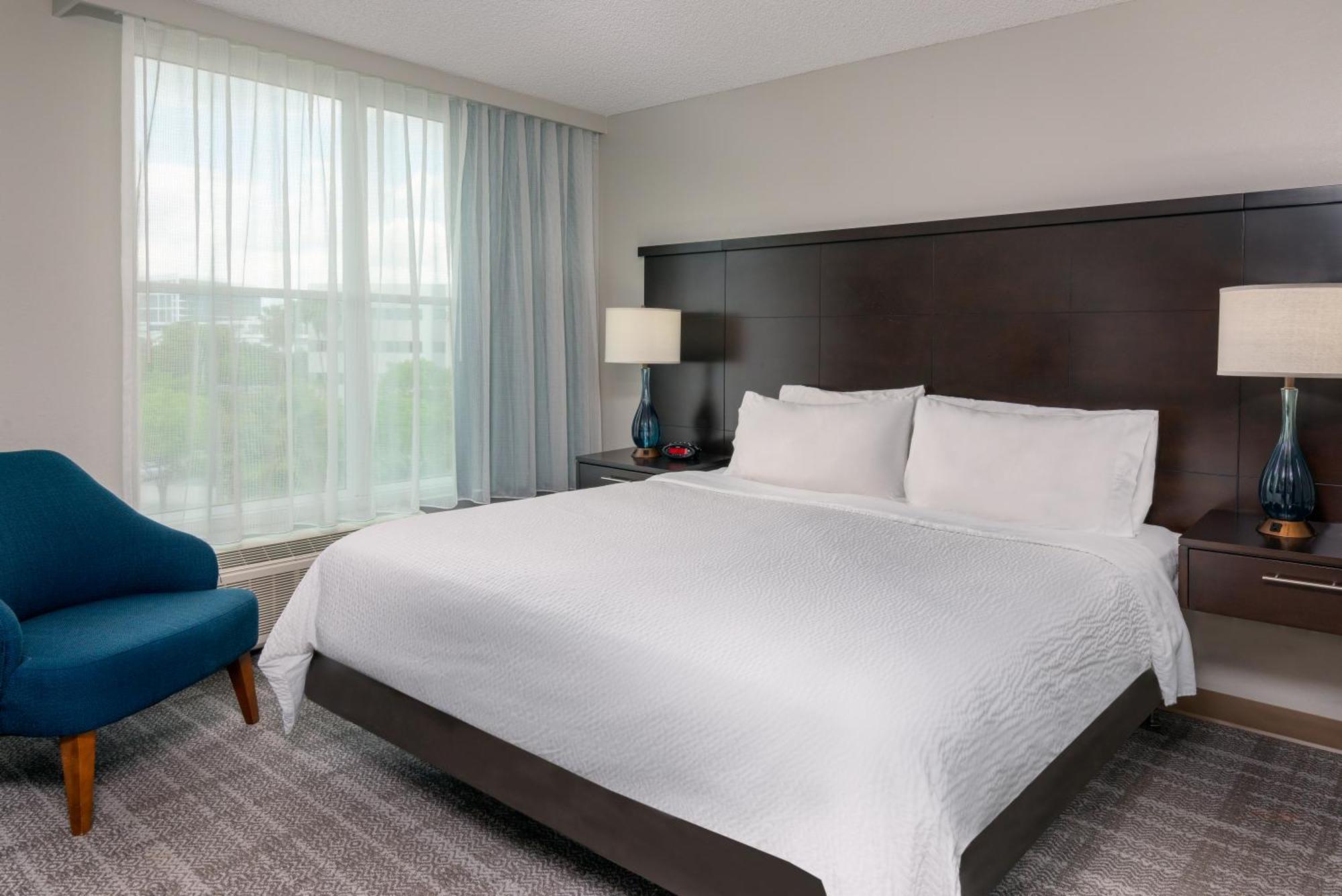 Staybridge Miami Area By Ihg 3* Doral