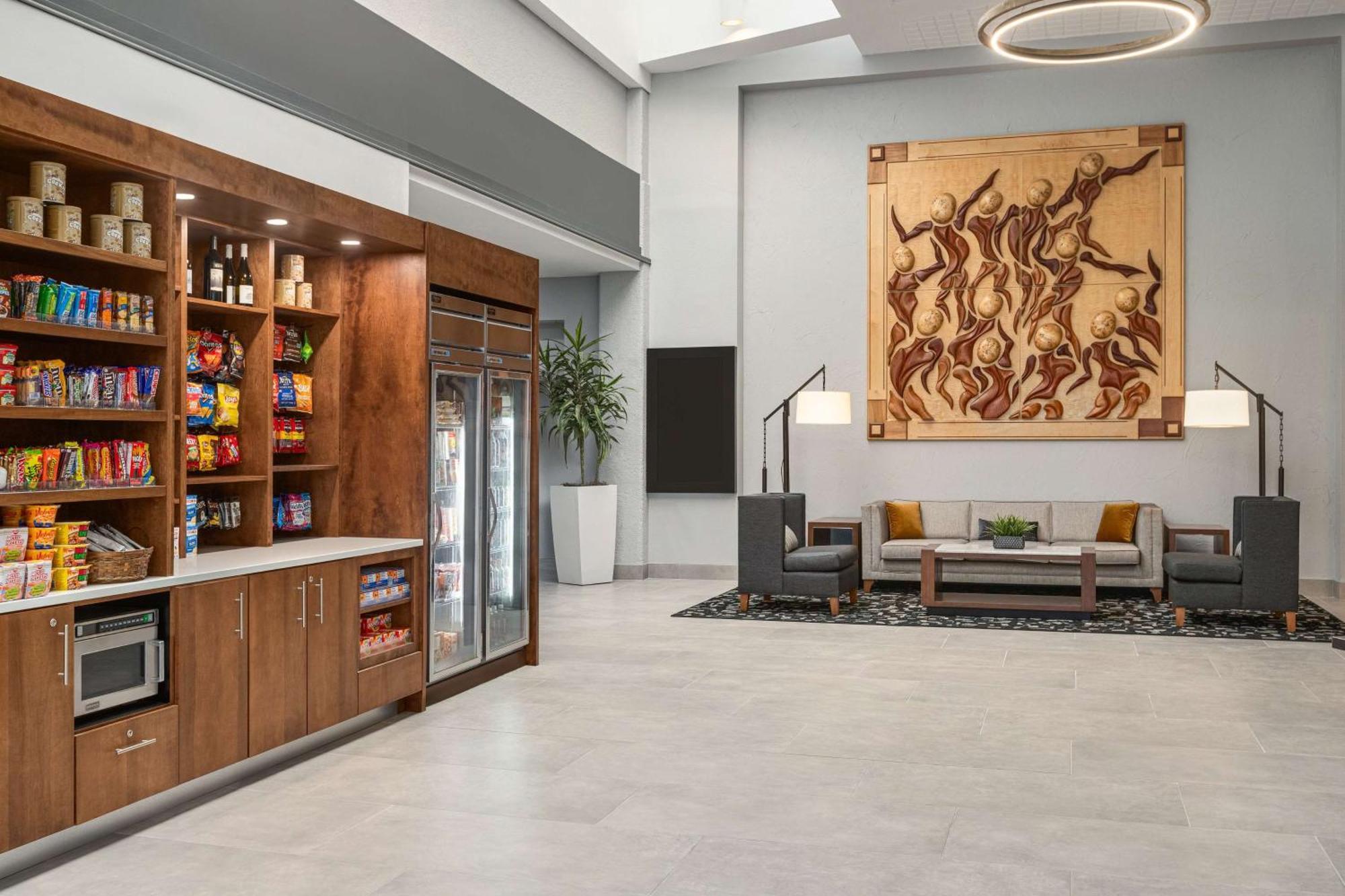 Doubletree By Hilton Myers At Bell Tower Shops 4*