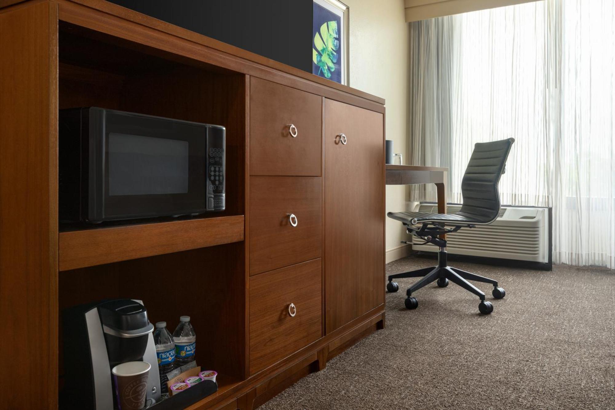 Doubletree By Hilton Myers At Bell Tower Shops 4* Fort Myers