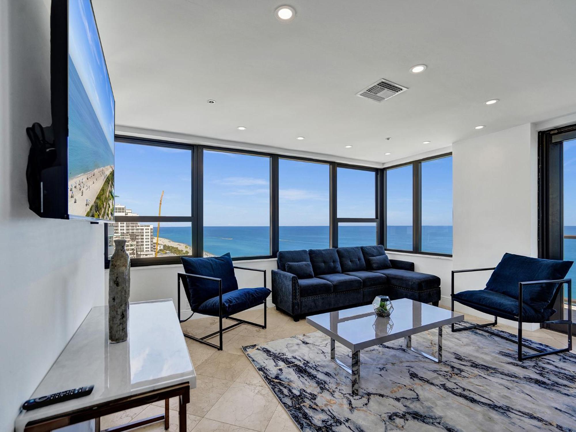 Ocean Front Penthouse 2bd 2 Balconies Ph-2 * Miami Beach