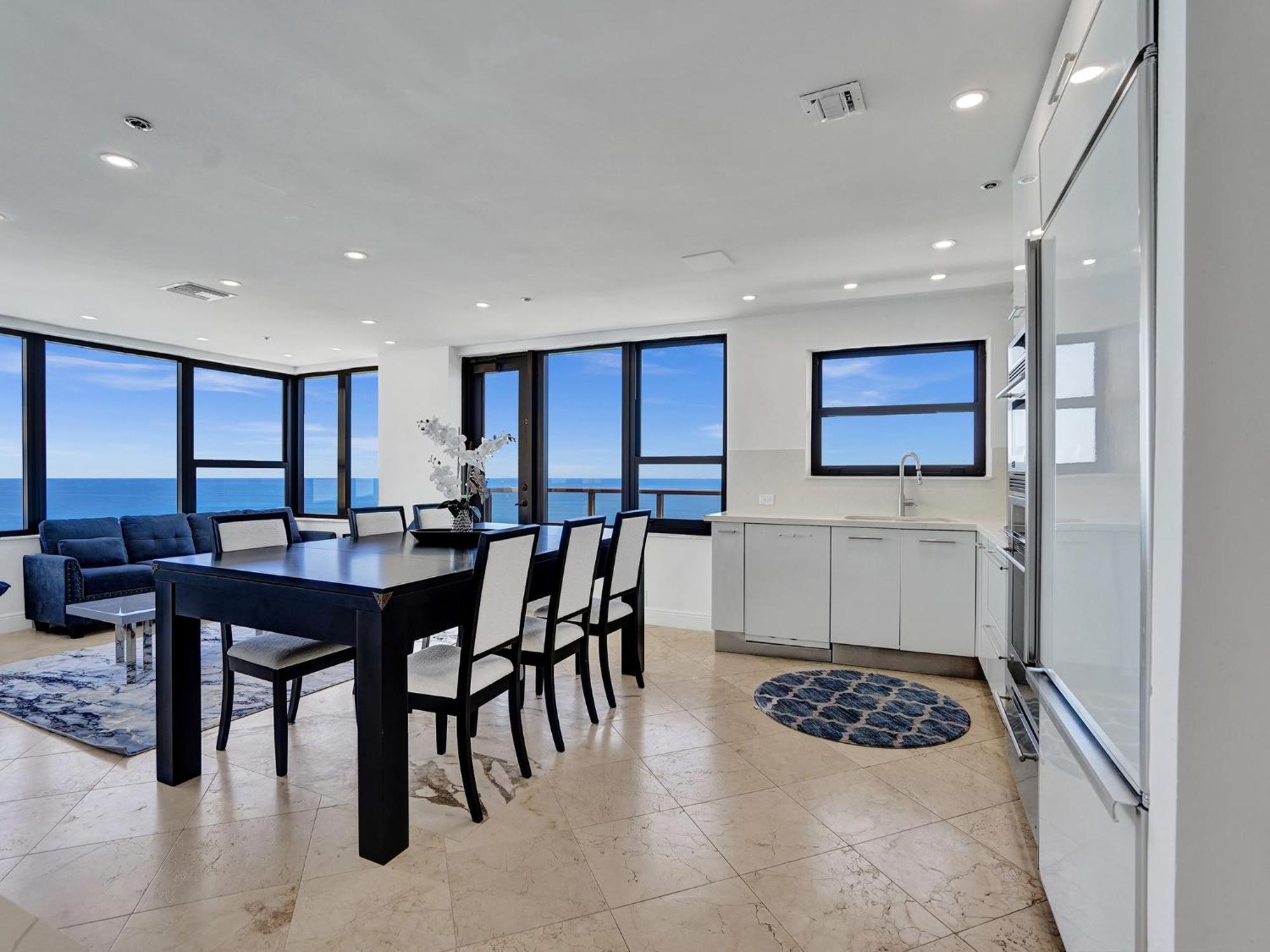 Ocean Front Penthouse 2bd 2 Balconies Ph-2 Apartment Miami Beach