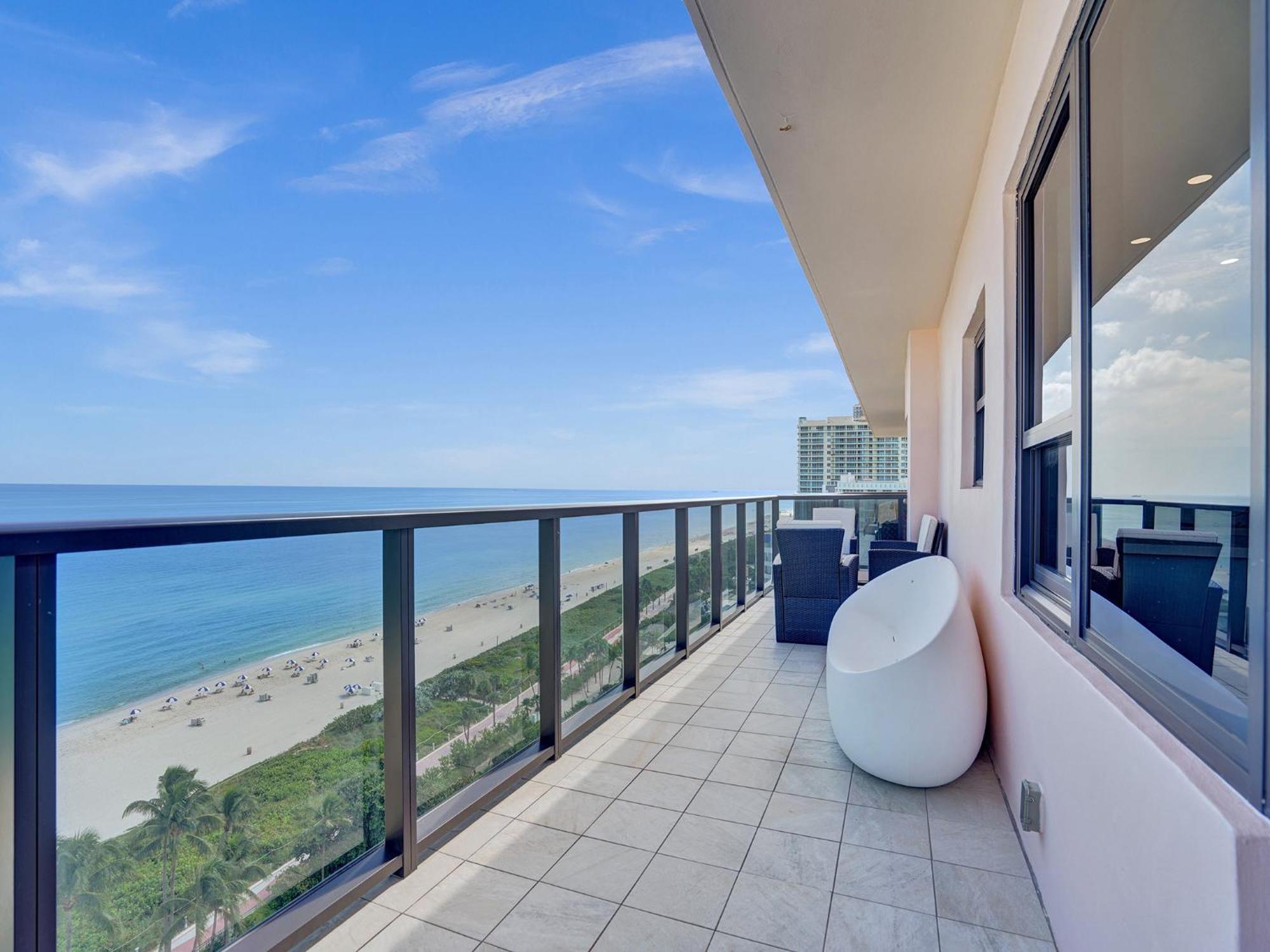 Apartment Ocean Front Penthouse 2bd 2 Balconies Ph-2