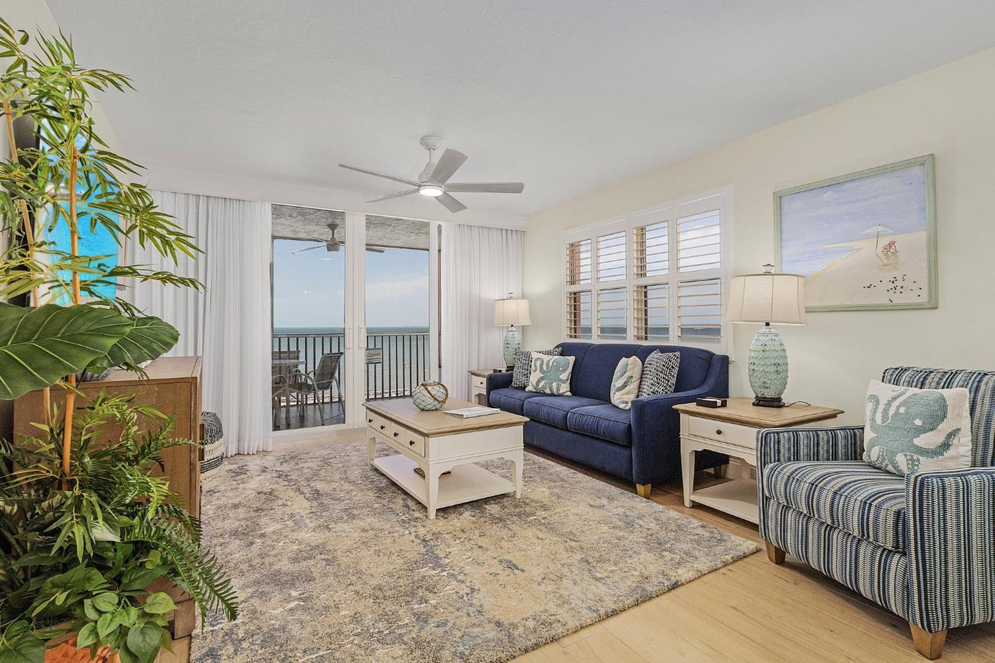 Estero Island 2br: Ocean Views, Pool & Bbq Area *