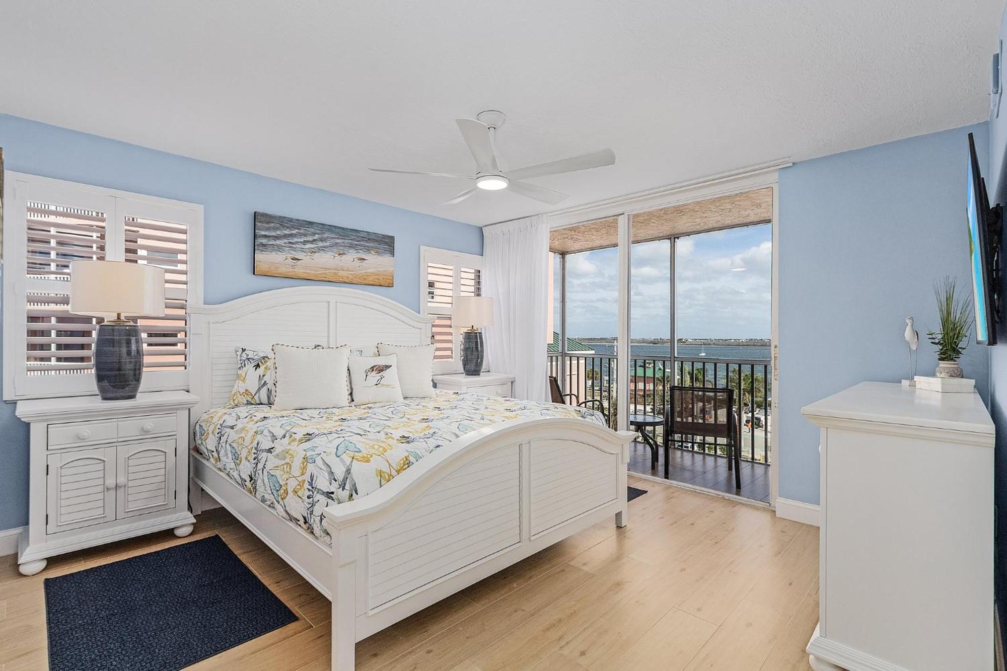 Estero Island 2br: Ocean Views, Pool & Bbq Area Fort Myers Beach