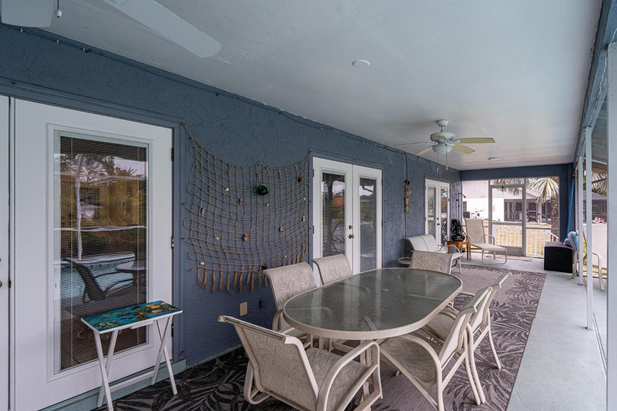 Sunset Special: 3br Oasis, Heated Pool, Views Holiday home *