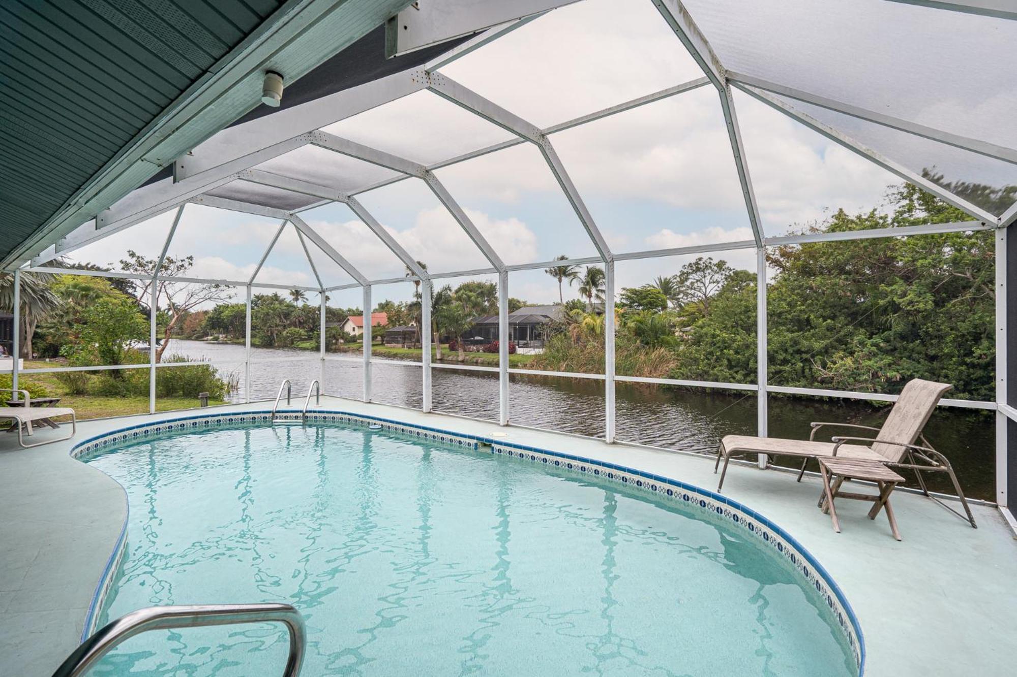 Sunset Special: 3br Oasis, Heated Pool, Views Holiday home Fort Myers