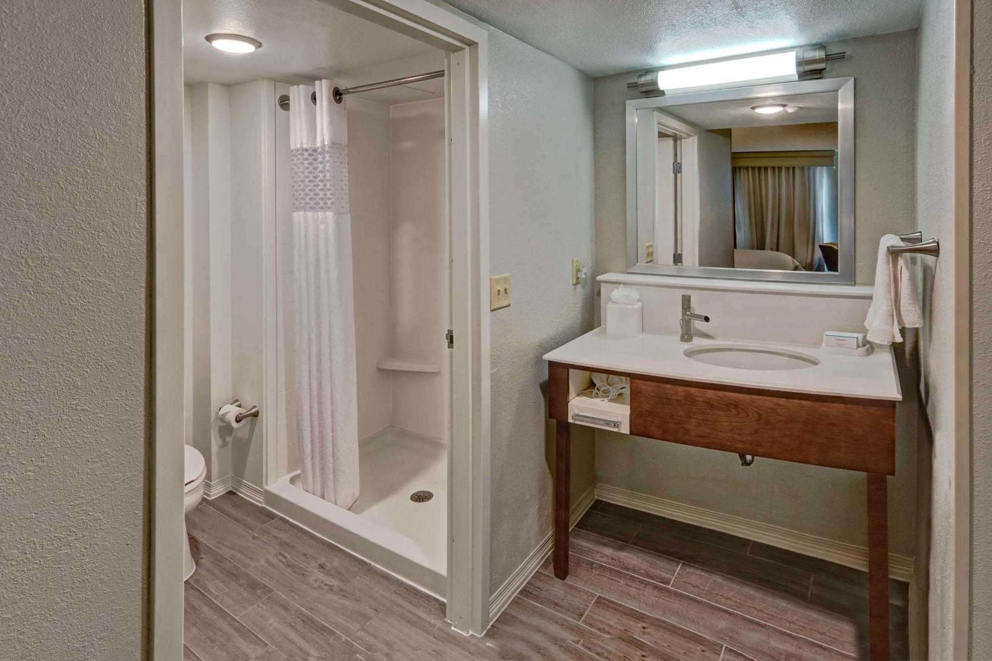 Hotel Hampton & 3*