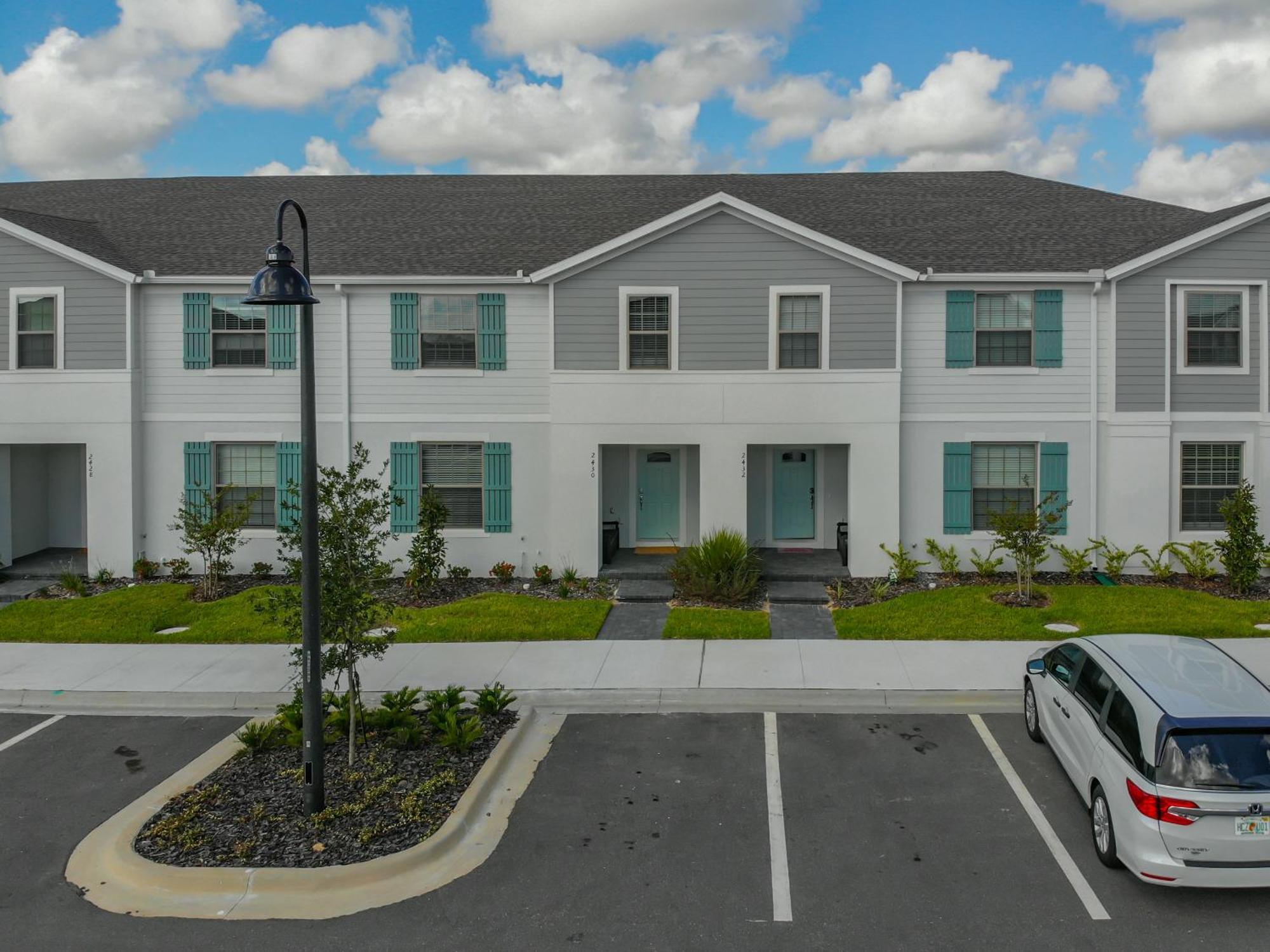 New Lovely Townhouse 5 Beds Private Pool Cub Free Kissimmee