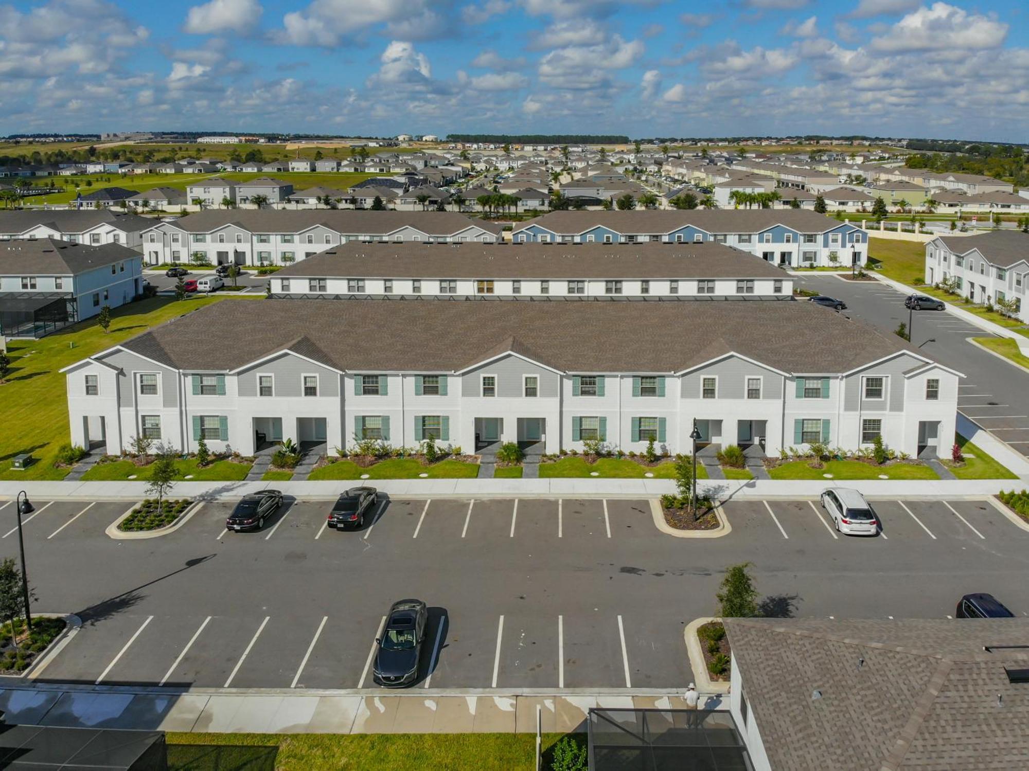 New Lovely Townhouse 5 Beds Private Pool Cub Free Holiday home Kissimmee