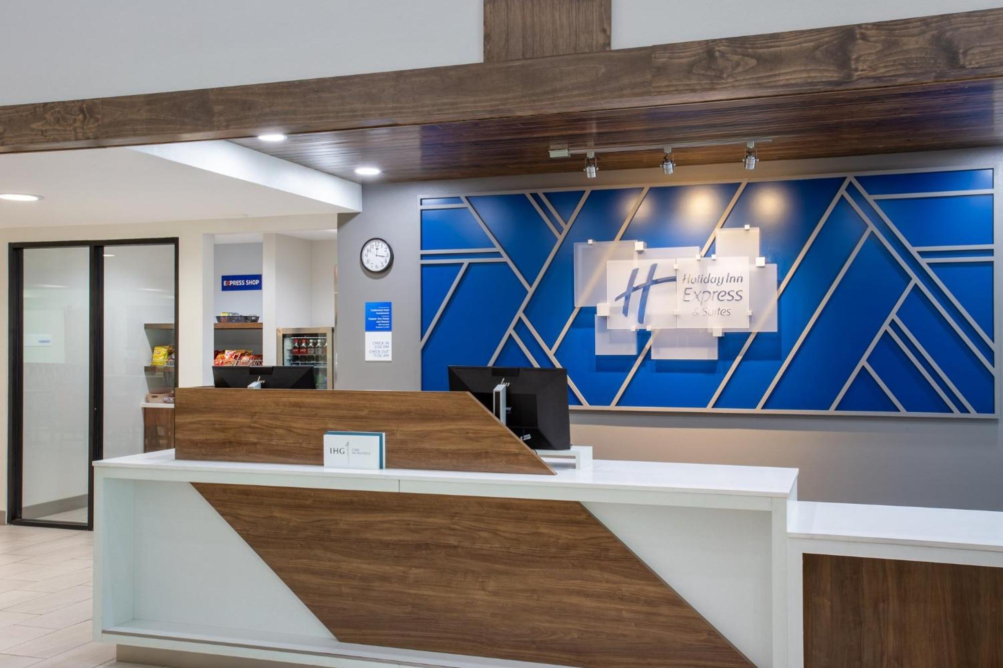 Hotel Express & East-lakewood Ranch By Ihg 2*